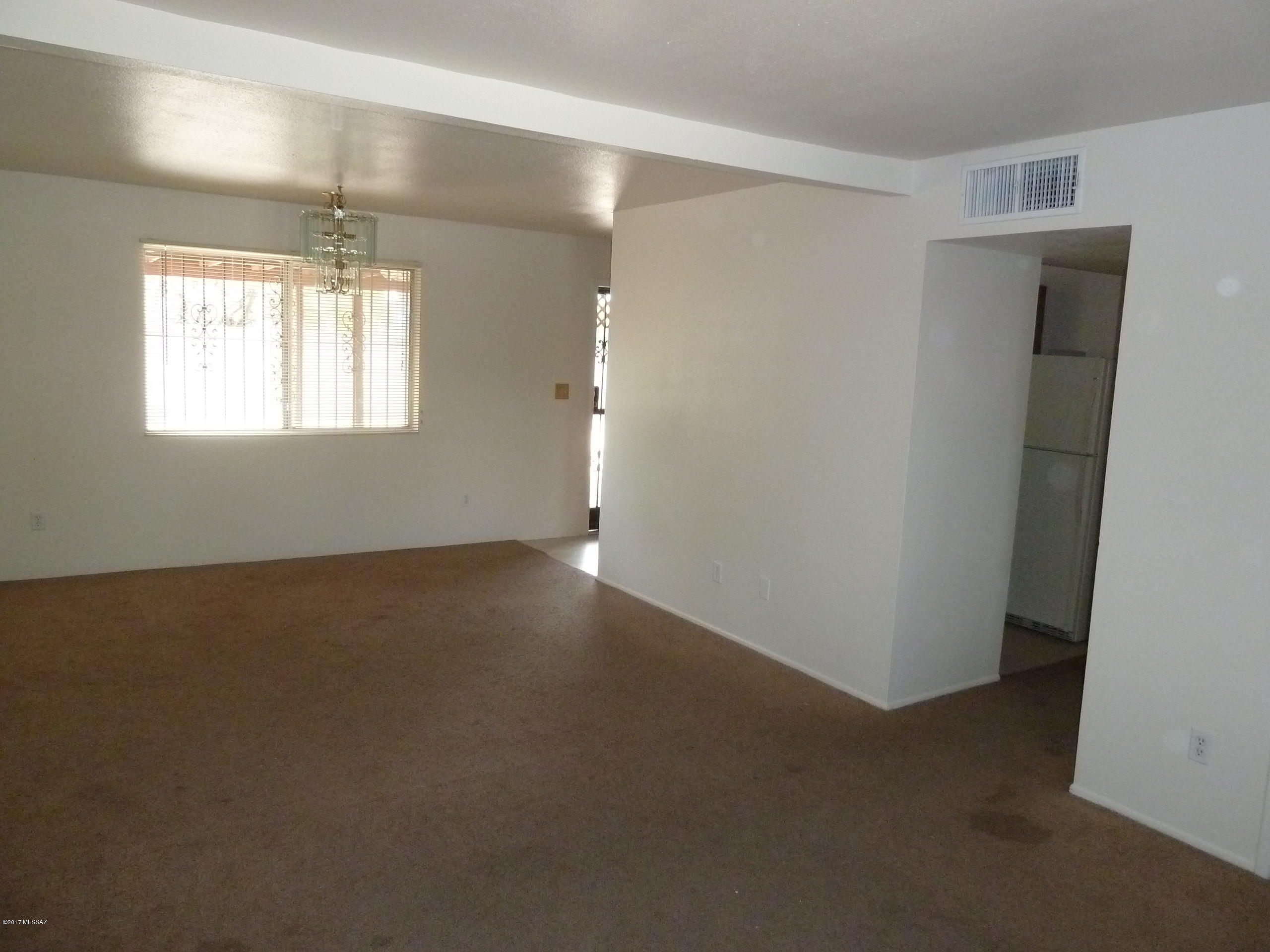 El Cortez Heights - Residential Lease