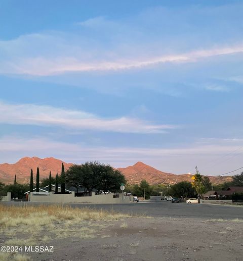 A home in Rio Rico