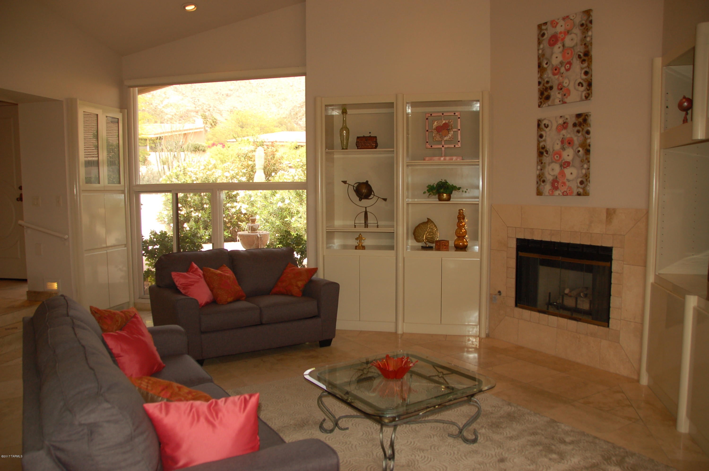 Finisterra II (211-302) - Residential