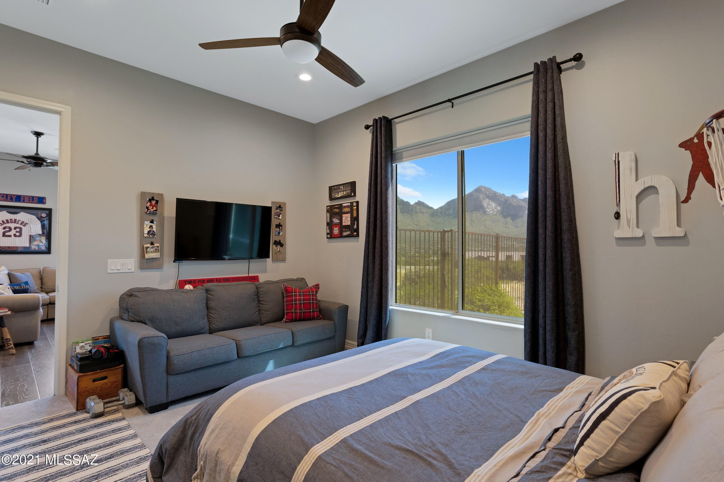 Sanctuary At Silverhawke - Residential