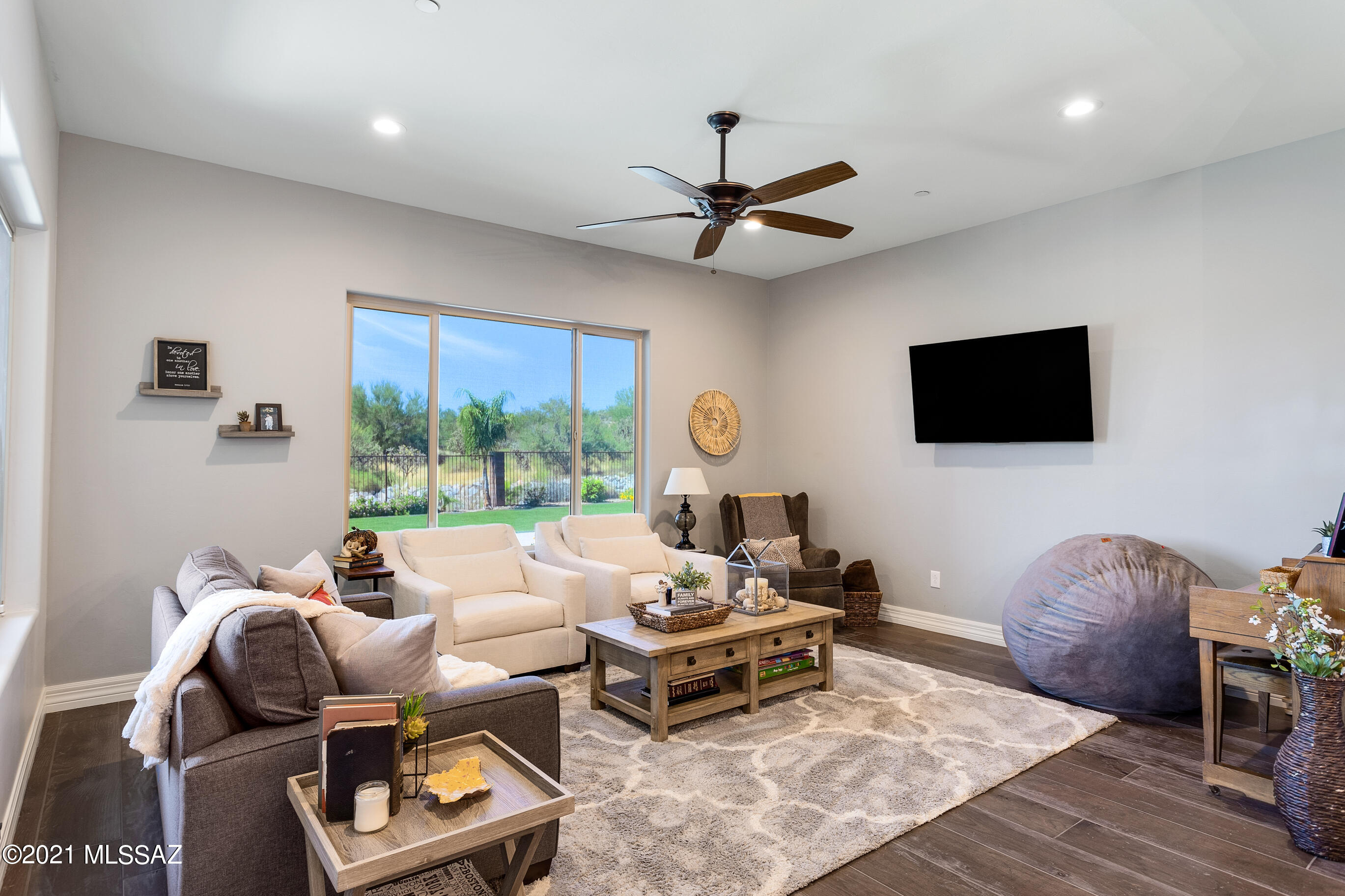 Sanctuary At Silverhawke - Residential