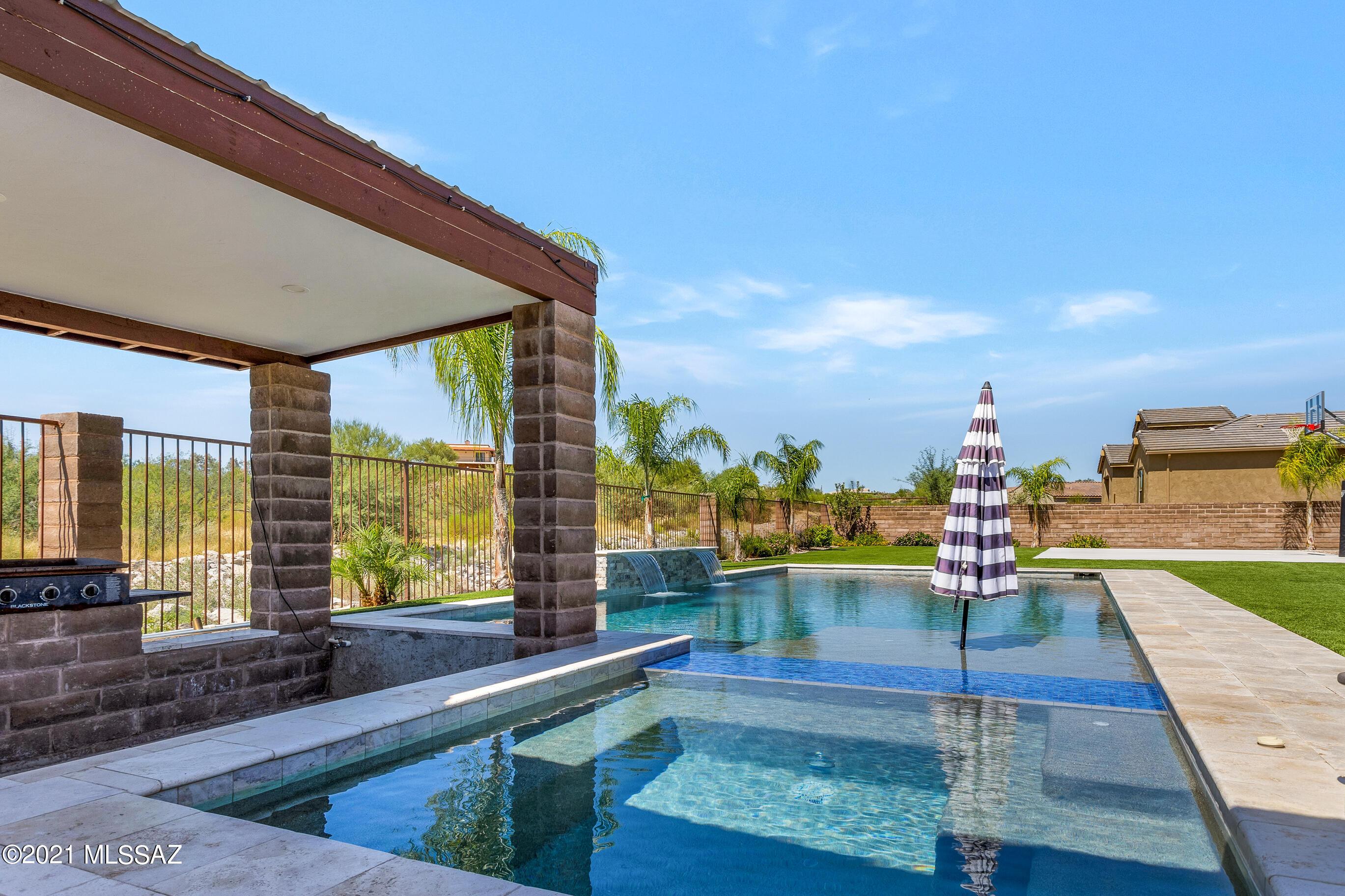 Sanctuary At Silverhawke - Residential