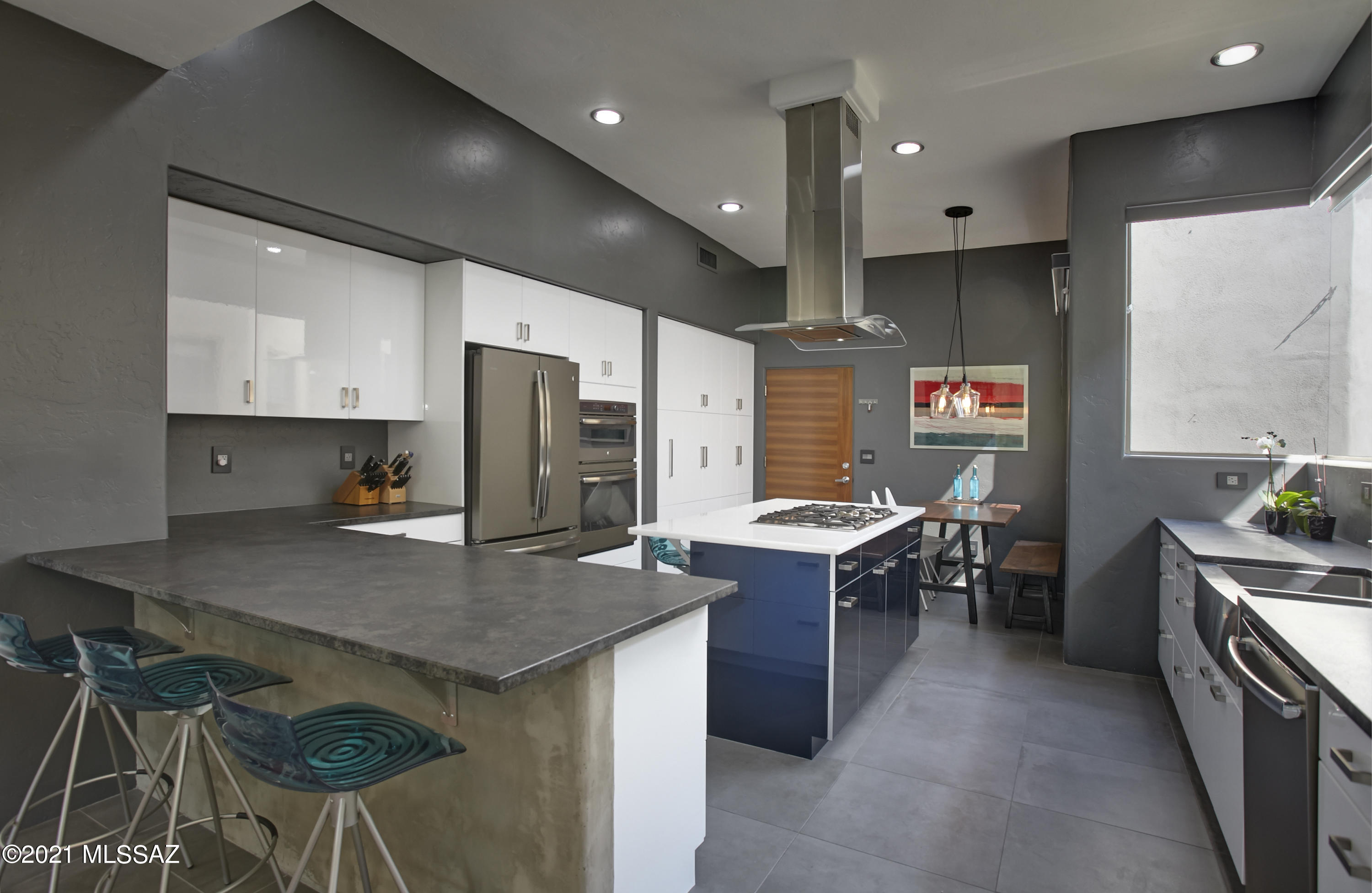 El Diamante II (1-40) - Residential