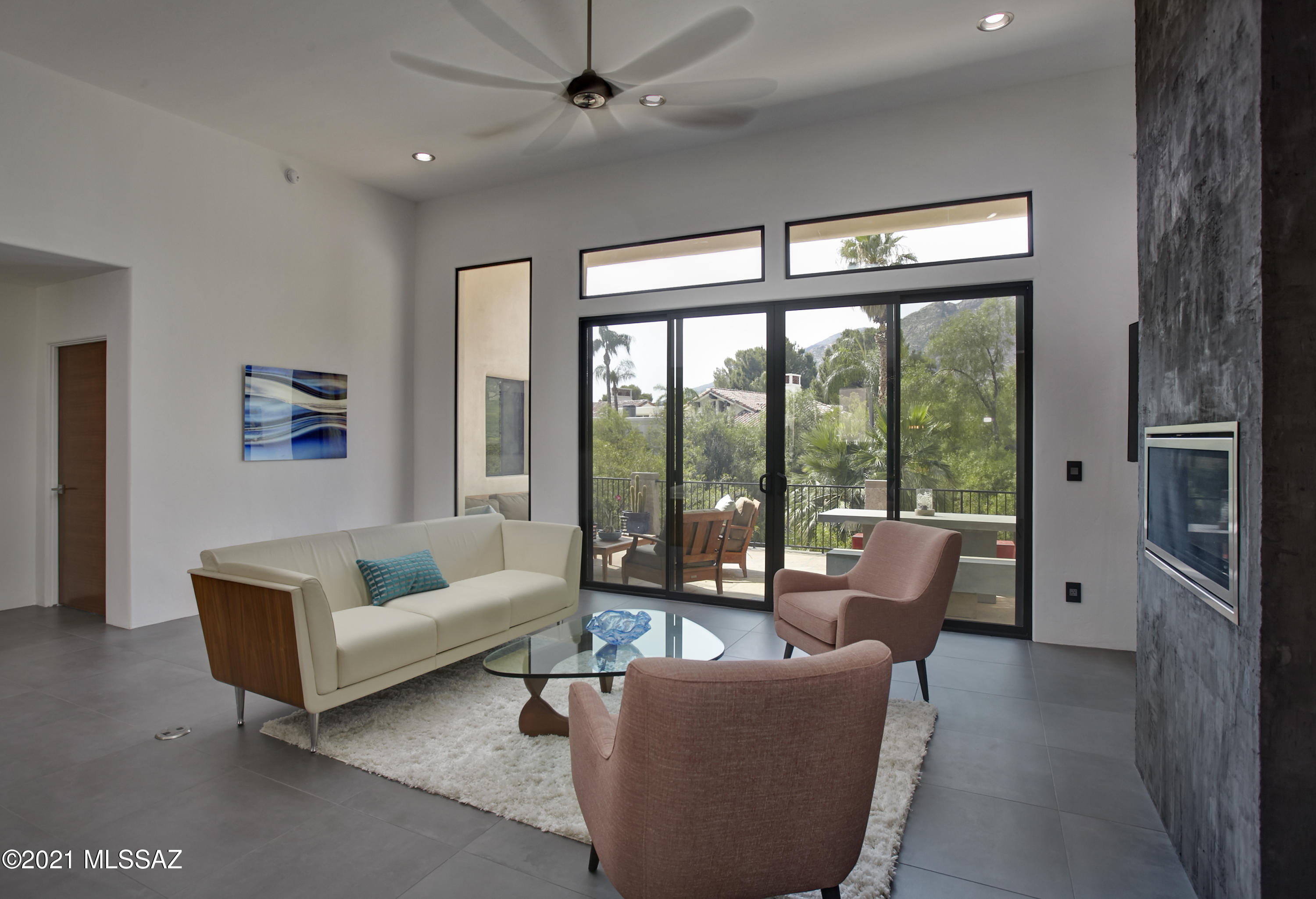 El Diamante II (1-40) - Residential