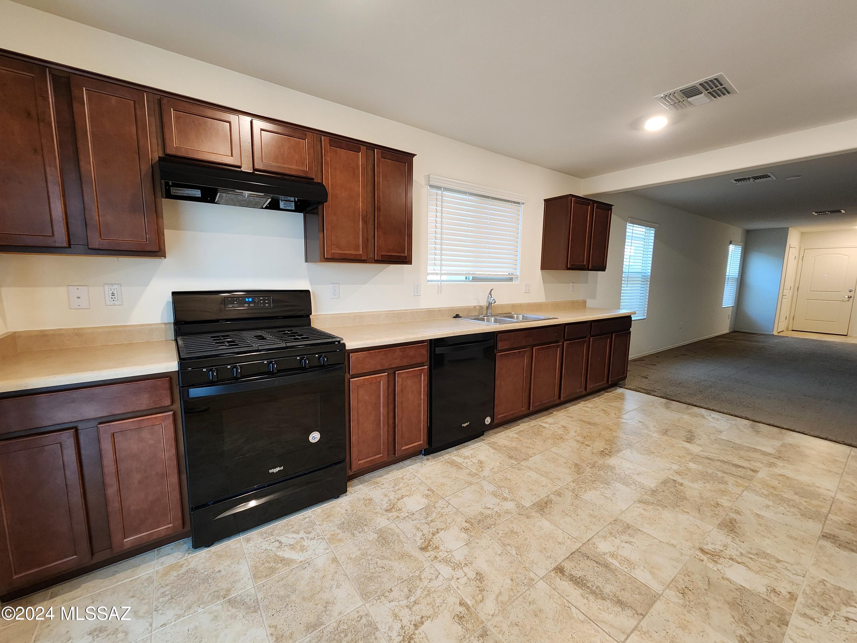 Arroyo Reserve - Residential