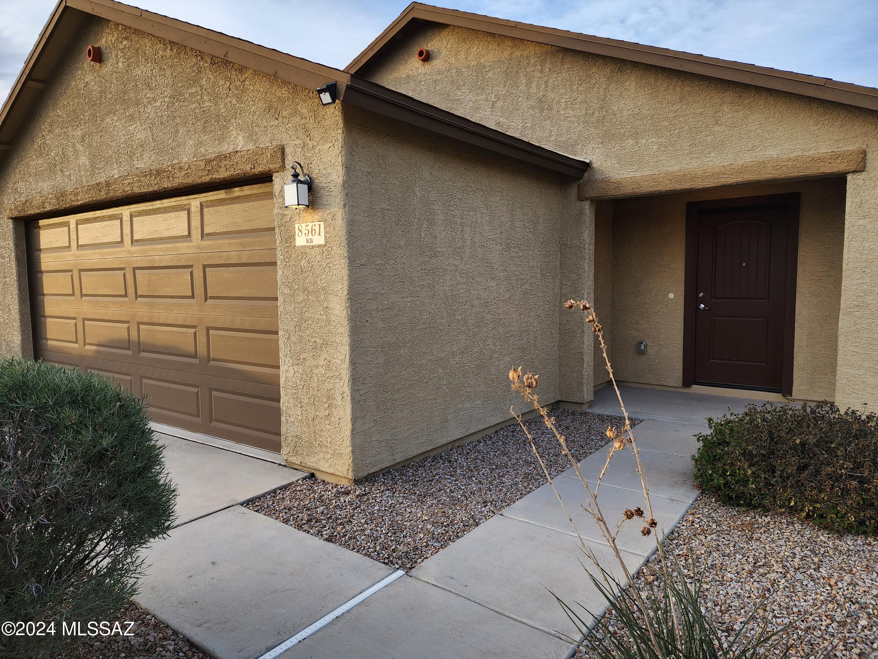 Arroyo Reserve - Residential