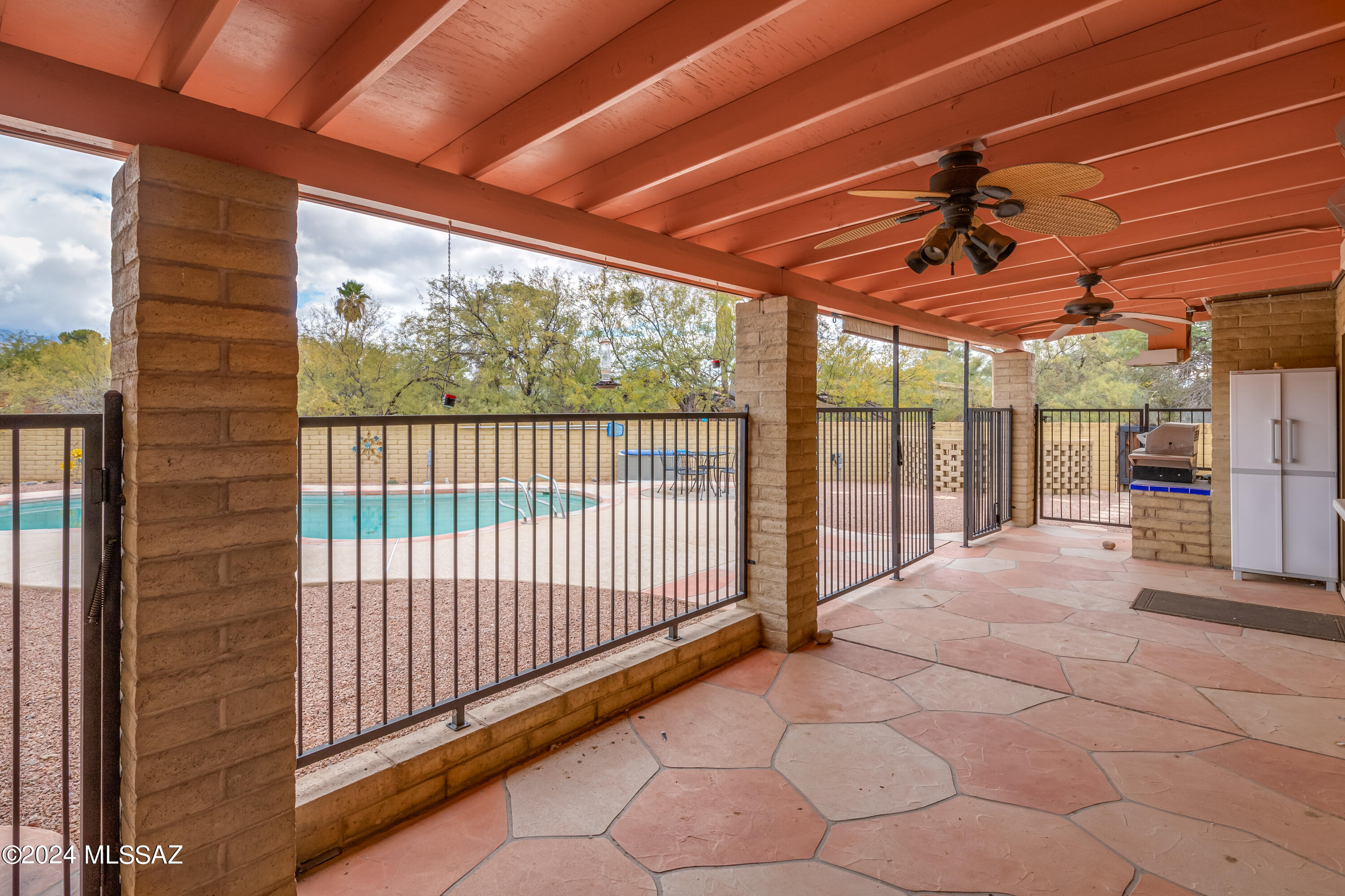 Casas Adobes West (1-220) - Residential