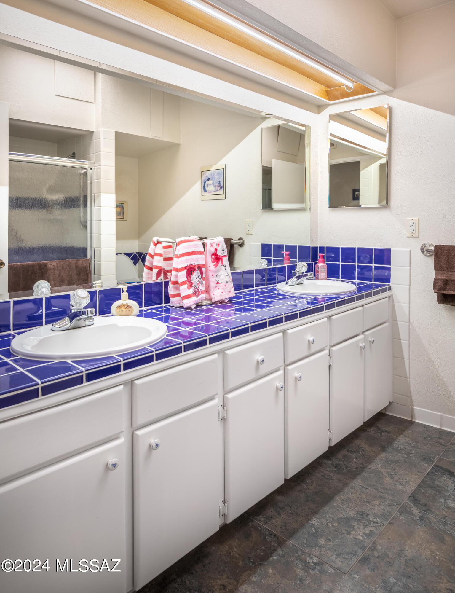 Casas Adobes West (1-220) - Residential