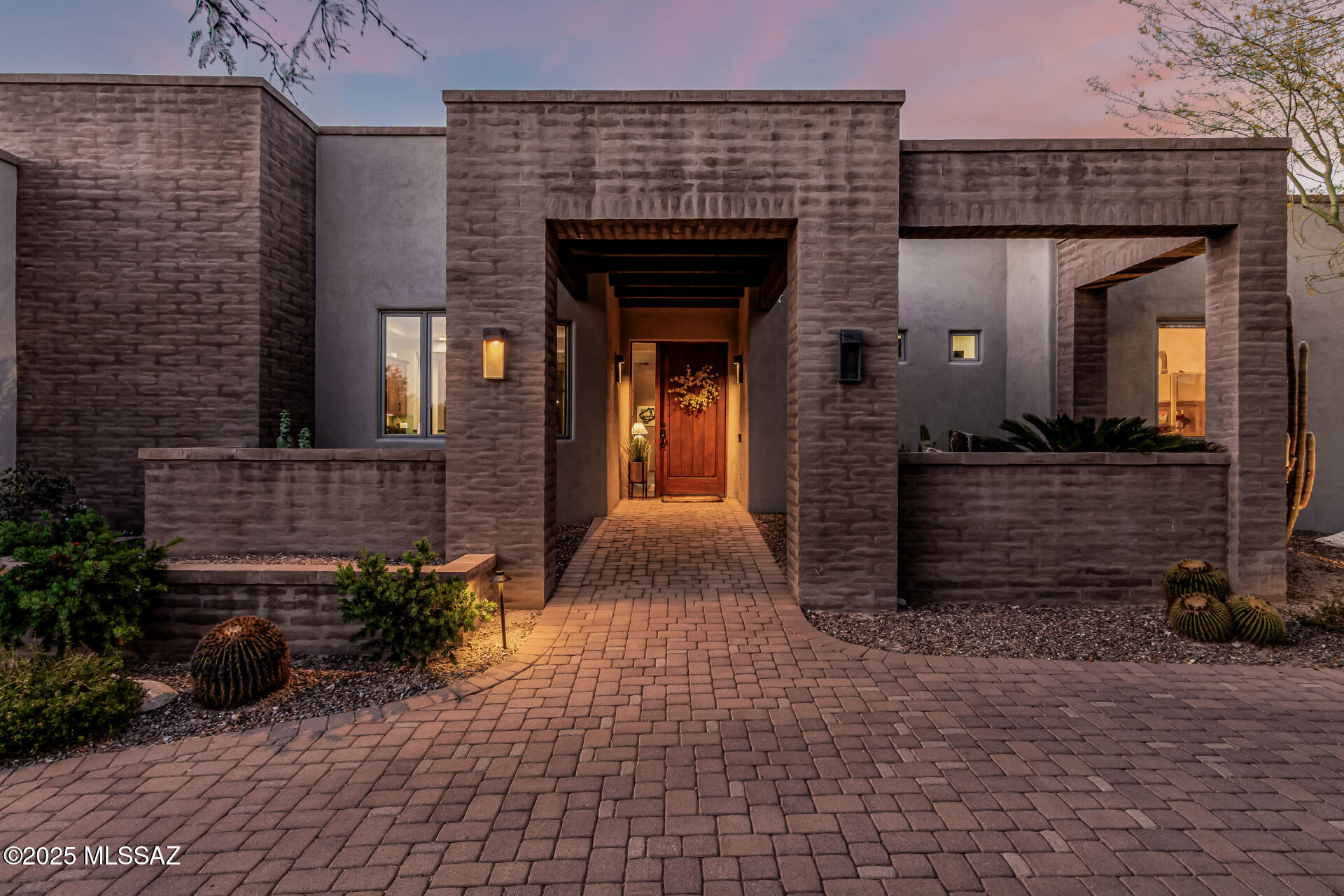 7211 E Desert Moon Loop