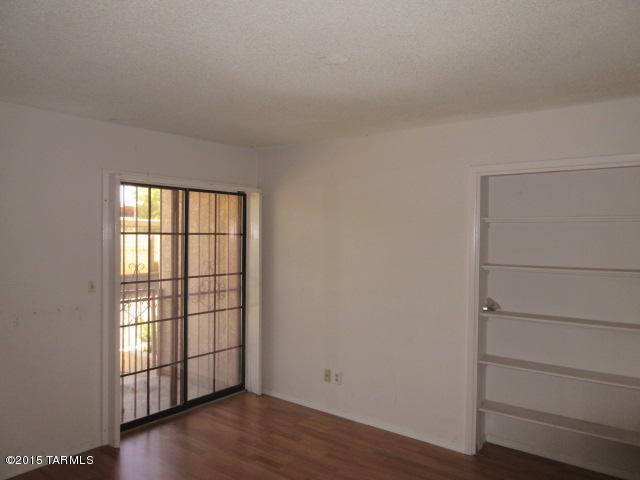 El Presidio Condos (1-16) - Residential