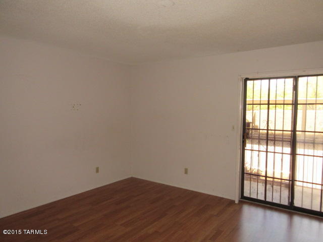 El Presidio Condos (1-16) - Residential