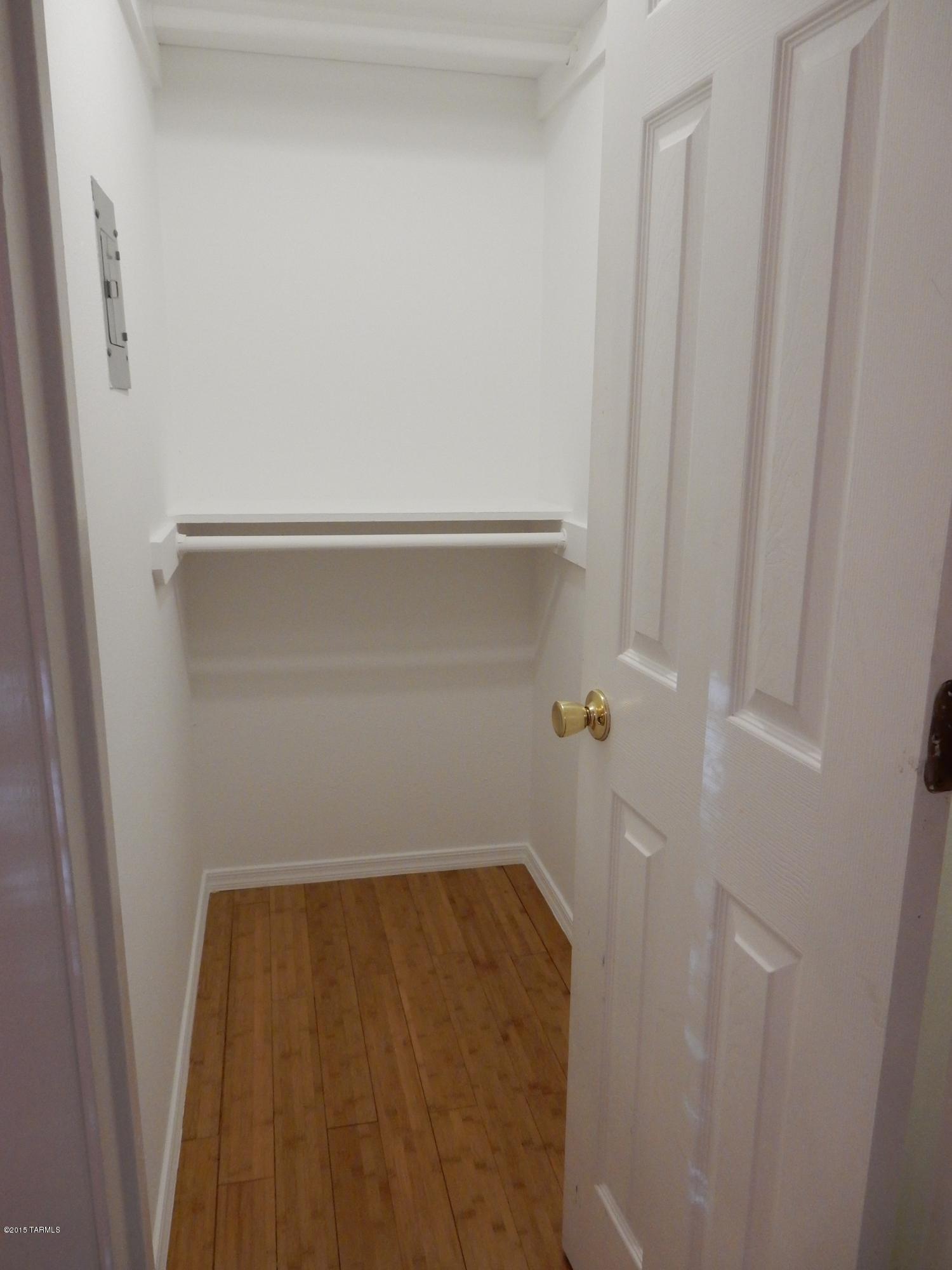 Sherwood Village Terrace (1-85) - Residential