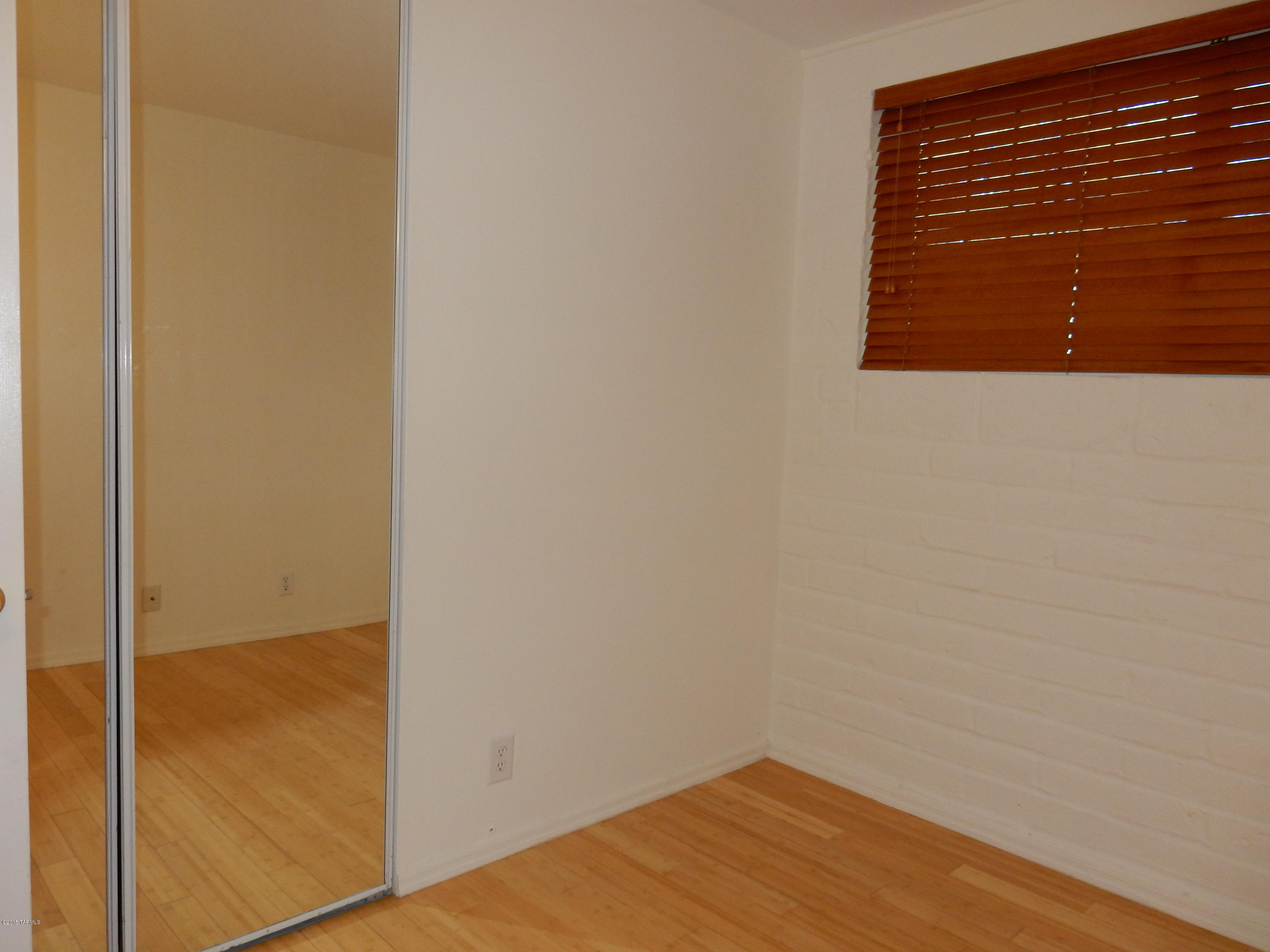 Sherwood Village Terrace (1-85) - Residential