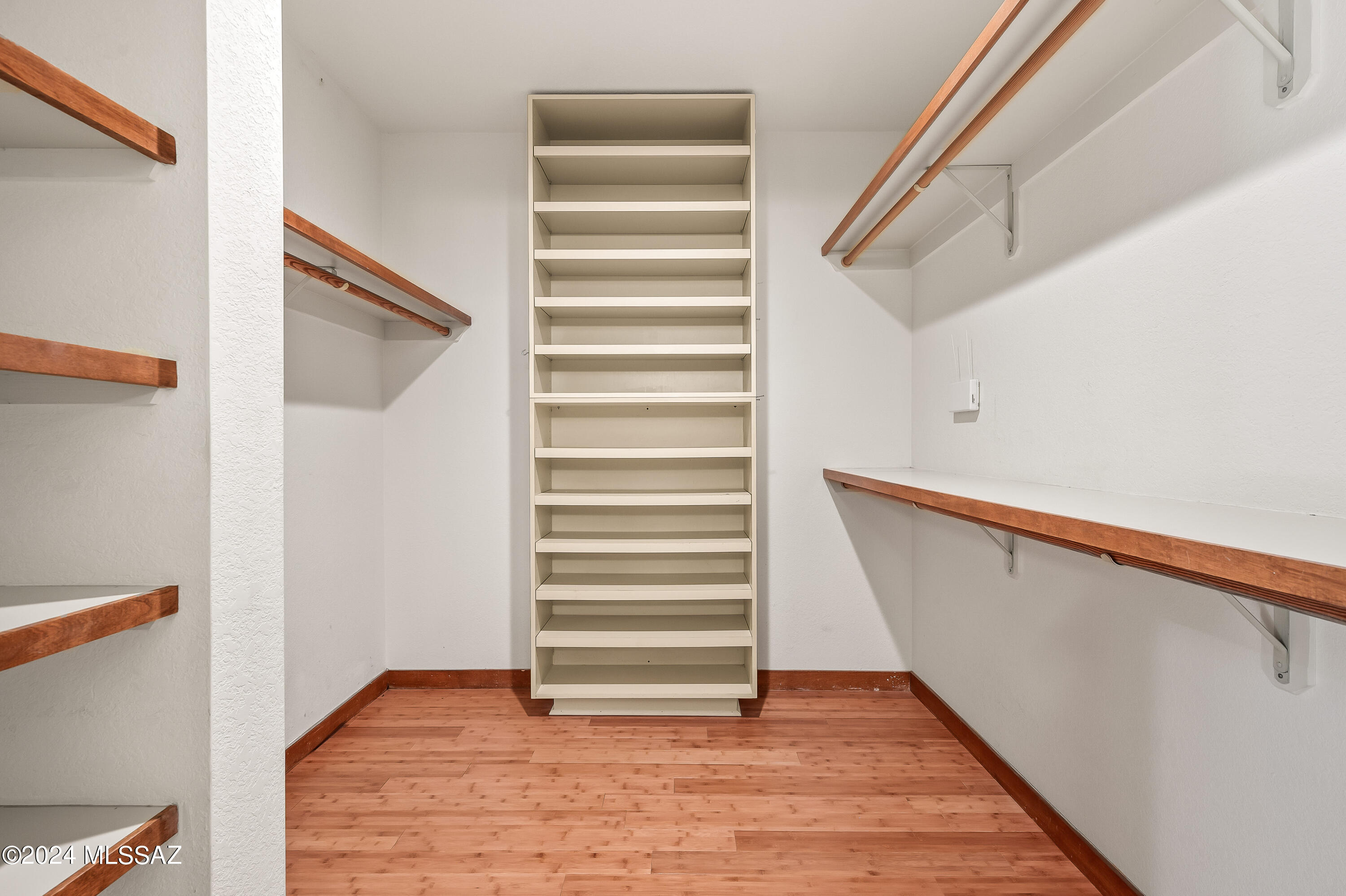 Finisterra II (211-302) - Residential