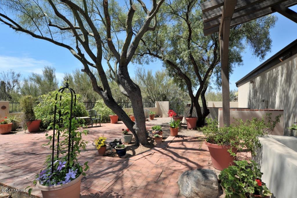 Catalina Foothills Estates NO. 3 - Residential