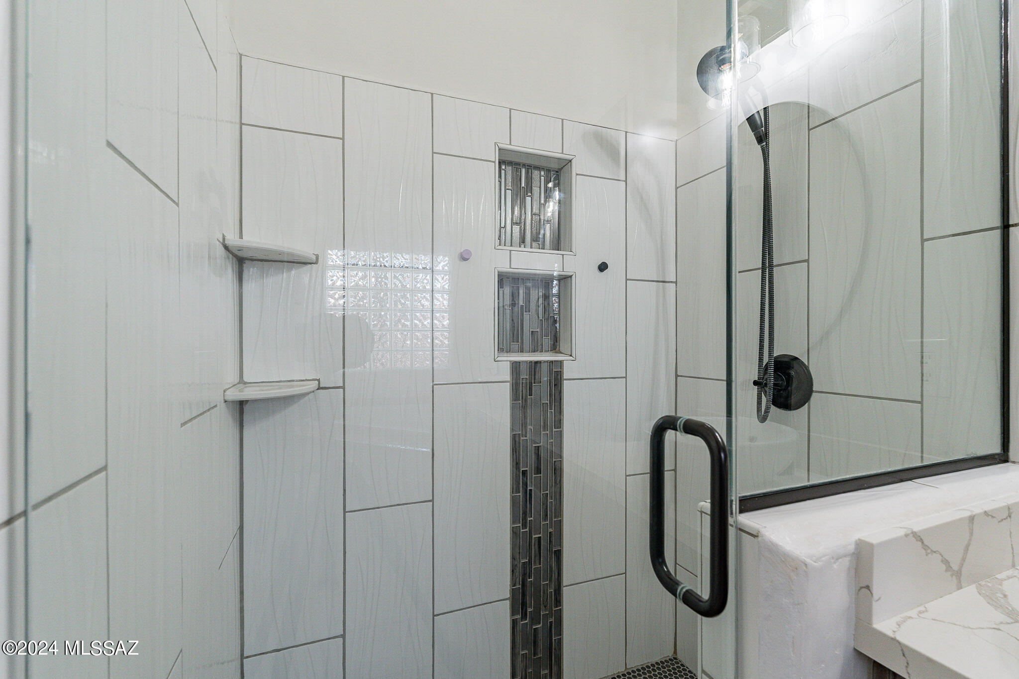 Montage Vista (1-29) - Residential