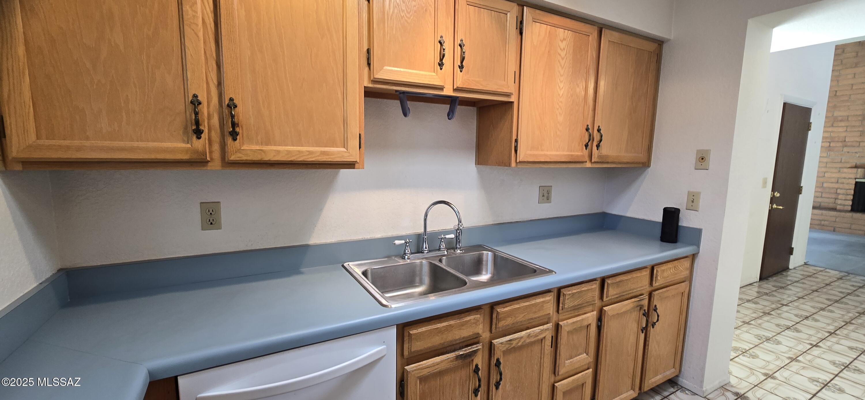 3849 N Pasatiempo Place