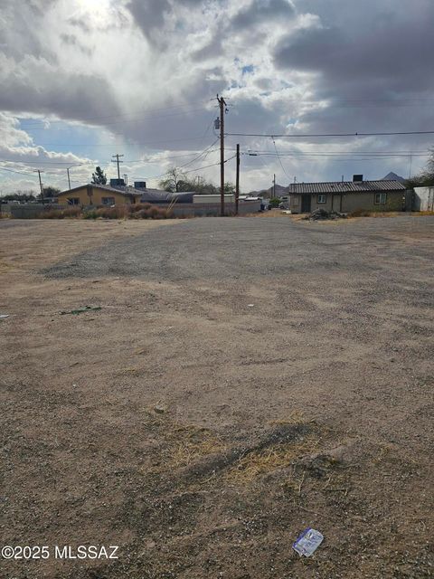 4572 S 12th Avenue 1 Tucson AZ 85714