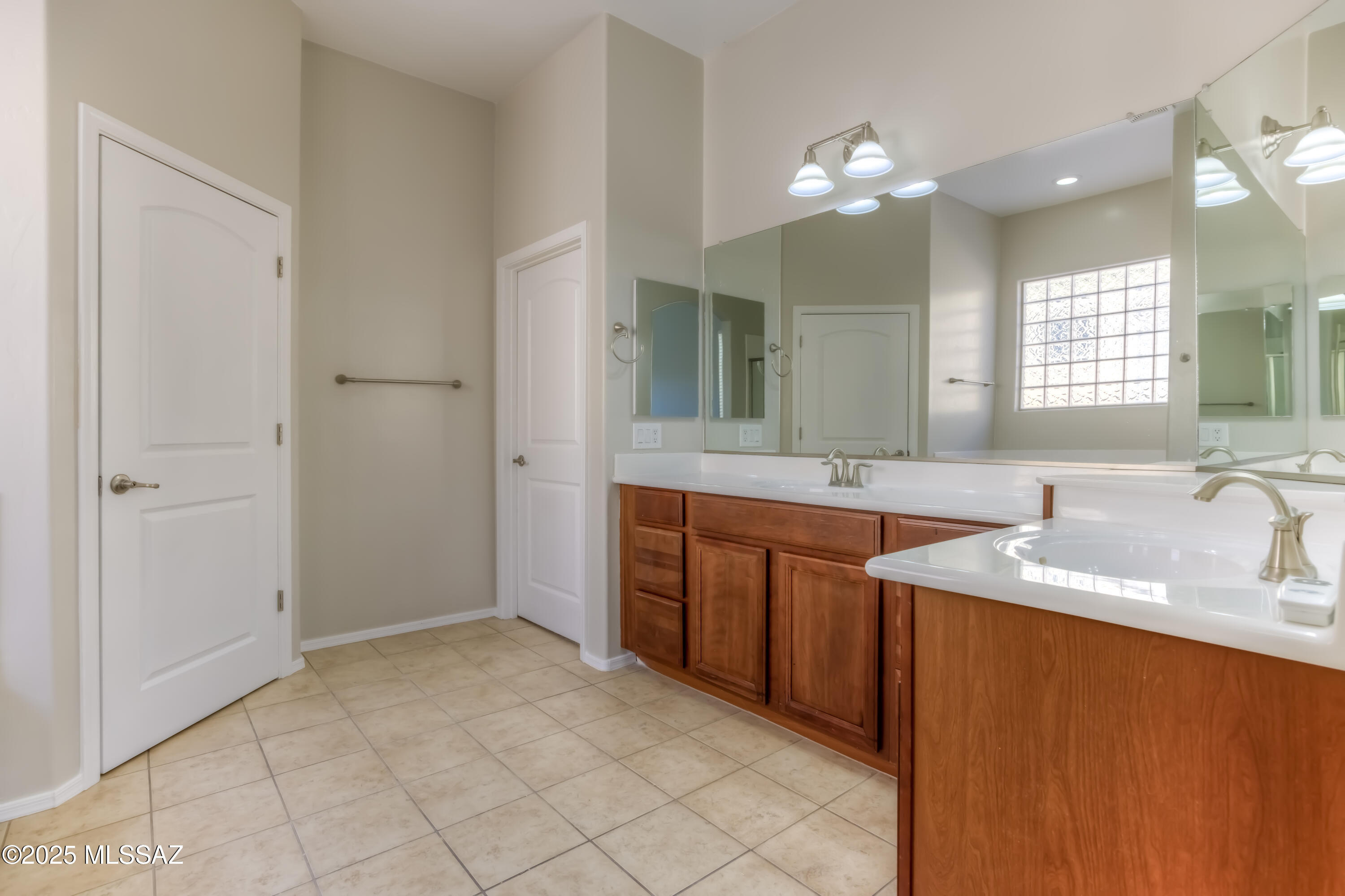 Star Valley Blk. 2 (212) - Residential