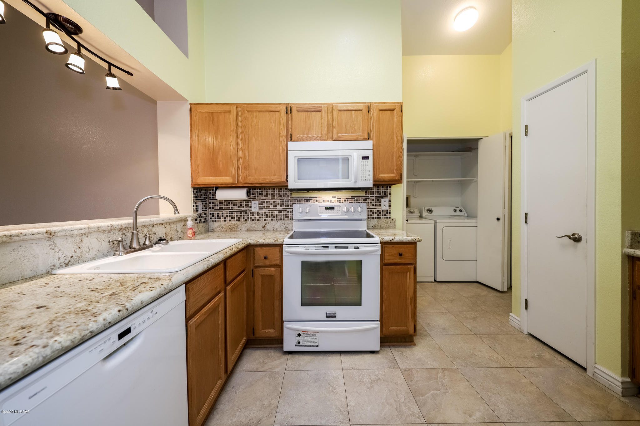 Saddlewood Heights (1-102) - Residential