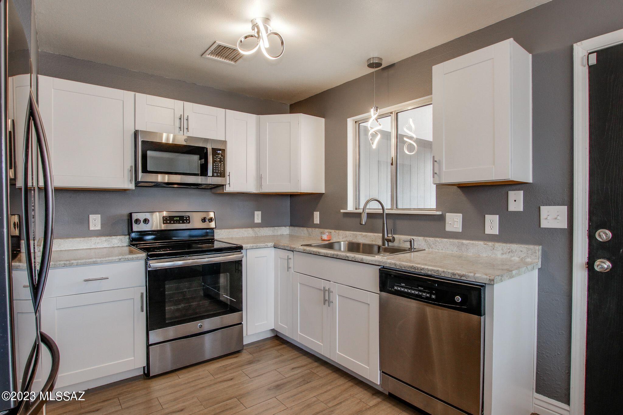 Twin Lakes (1-148) - Residential