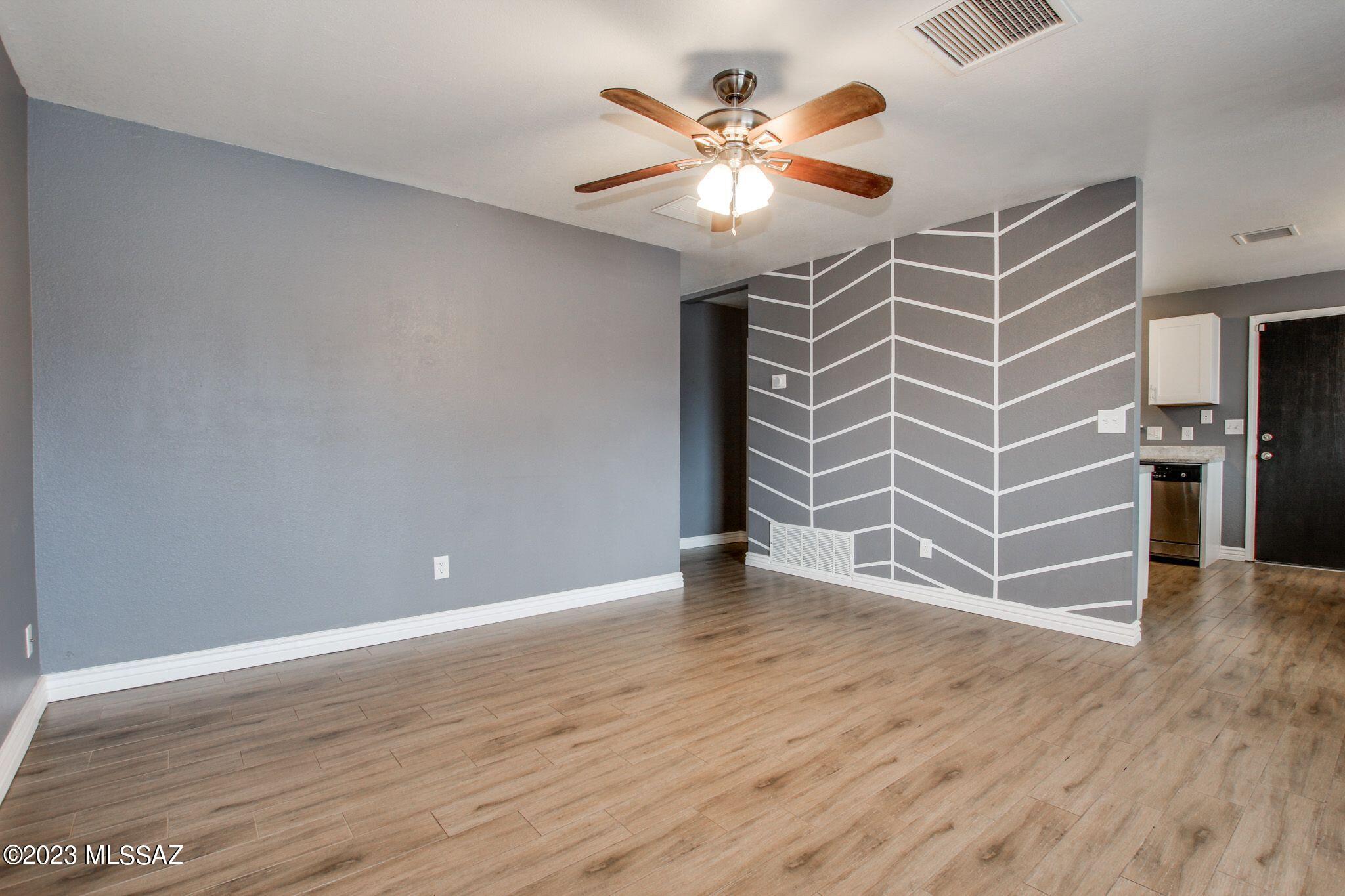 Twin Lakes (1-148) - Residential