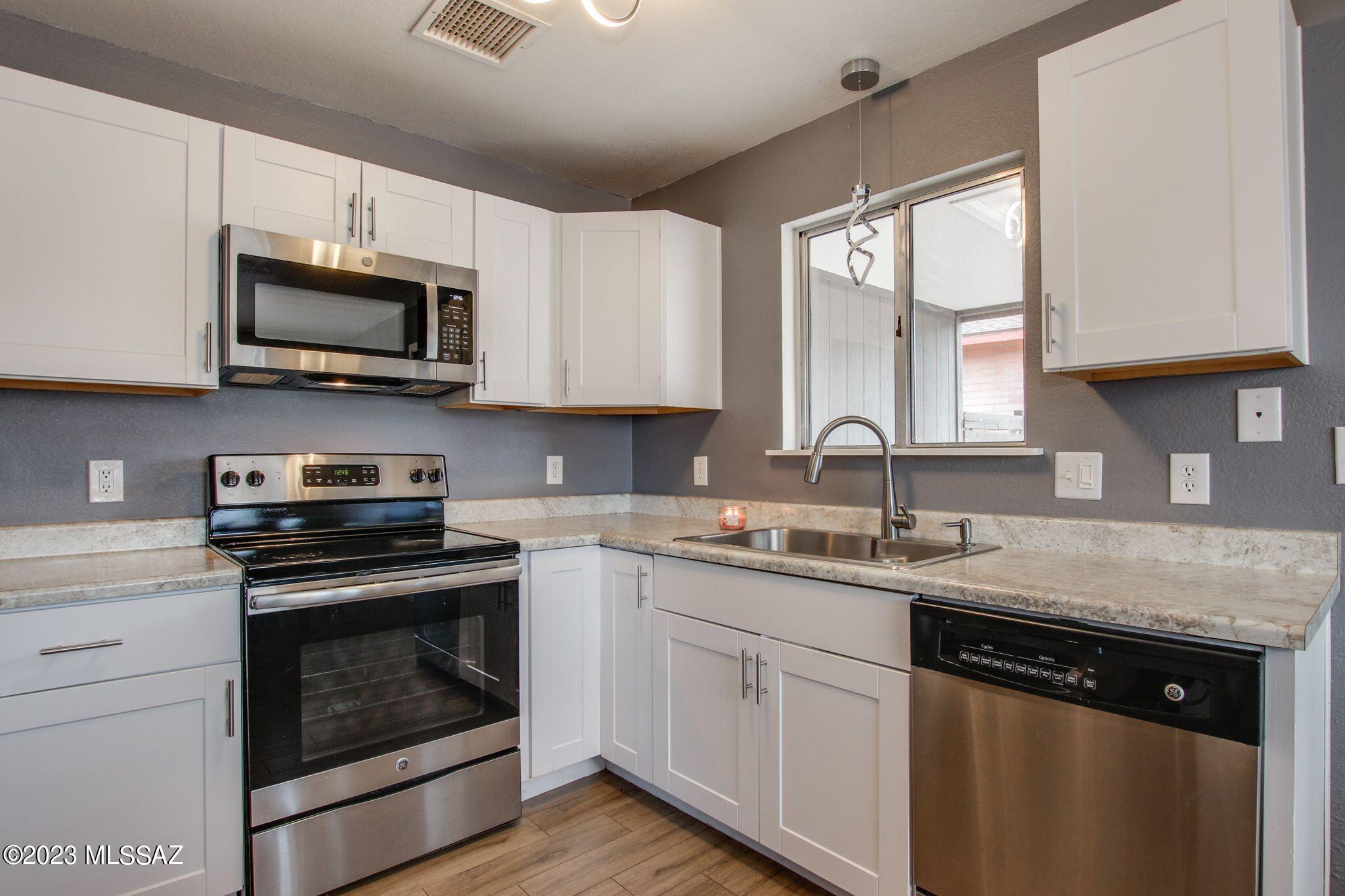 Twin Lakes (1-148) - Residential