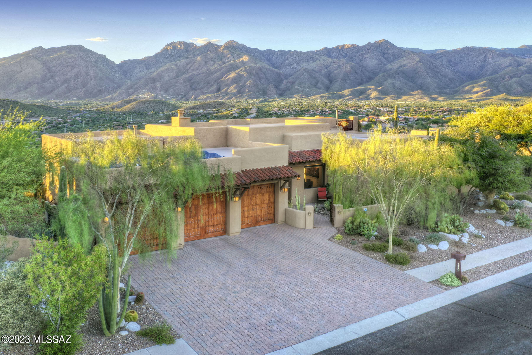 Sabino Mountain (1-290) - Residential