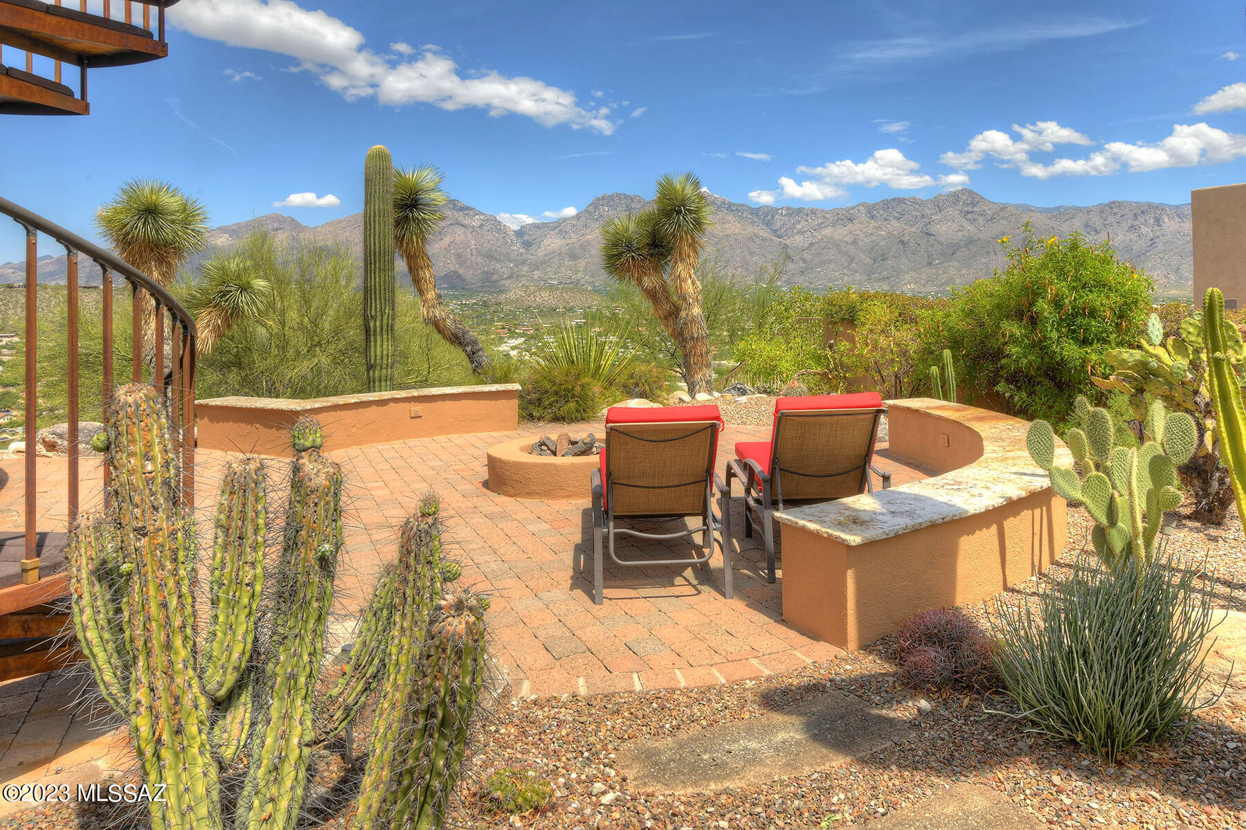 Sabino Mountain (1-290) - Residential