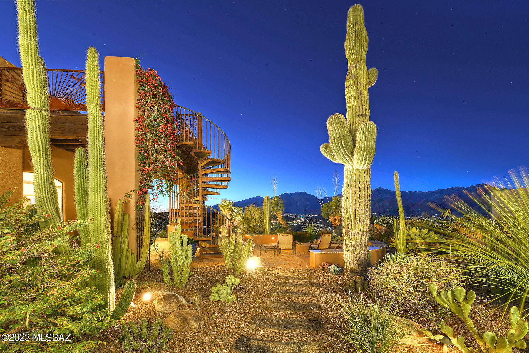 Sabino Mountain (1-290) - Residential