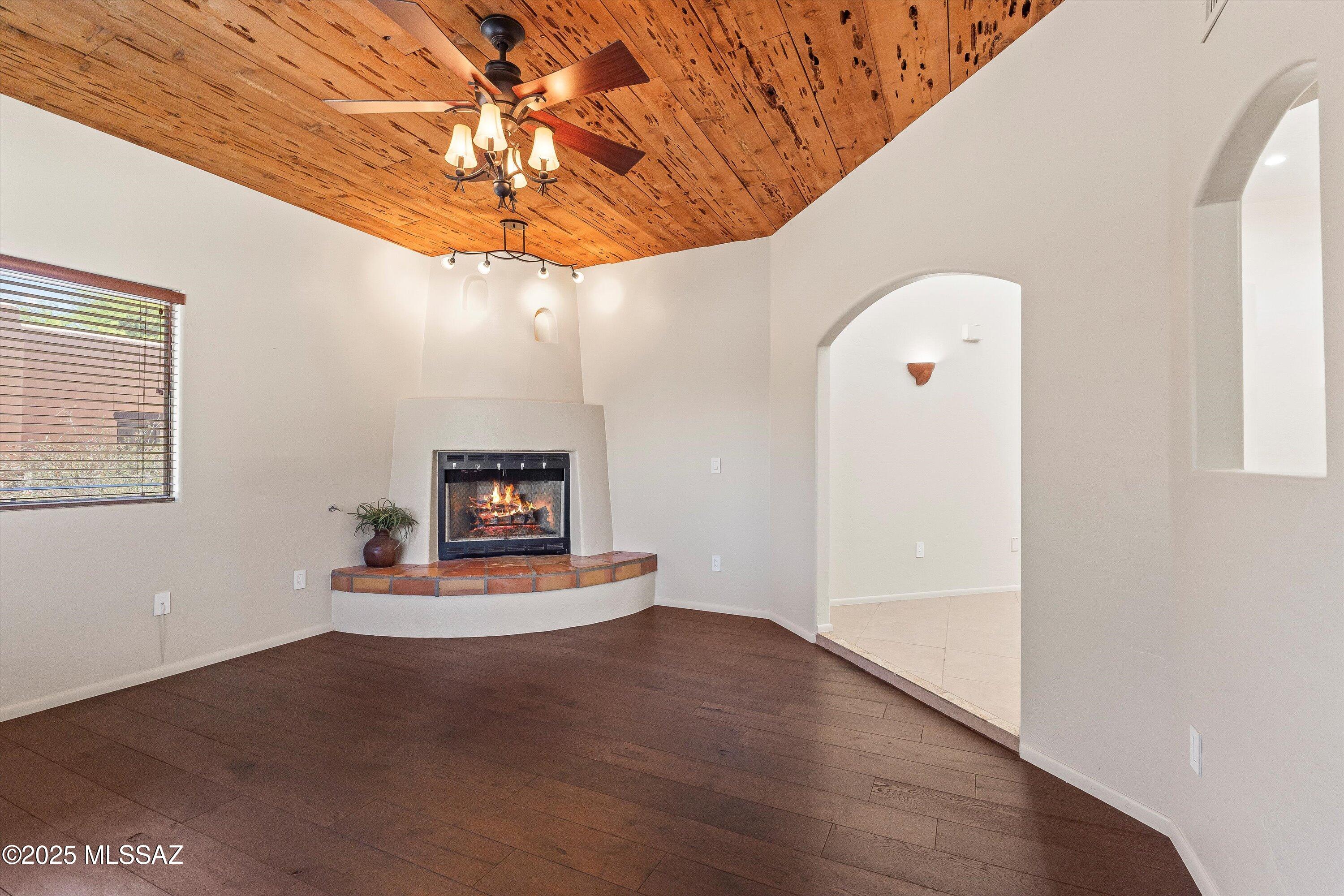 11441 N Palmetto Dunes Avenue