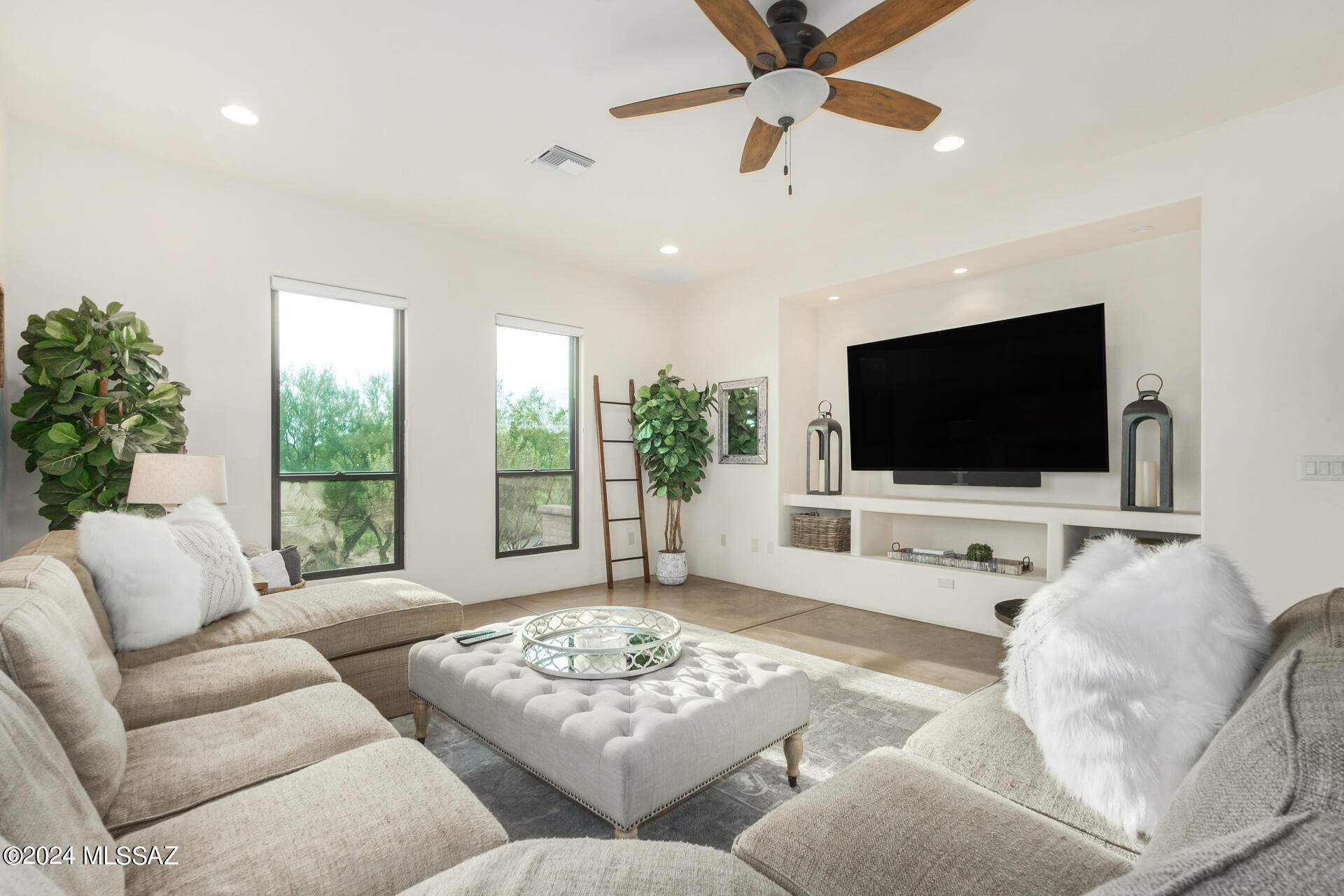 Catalina Foothills Estates NO. 2 - Residential