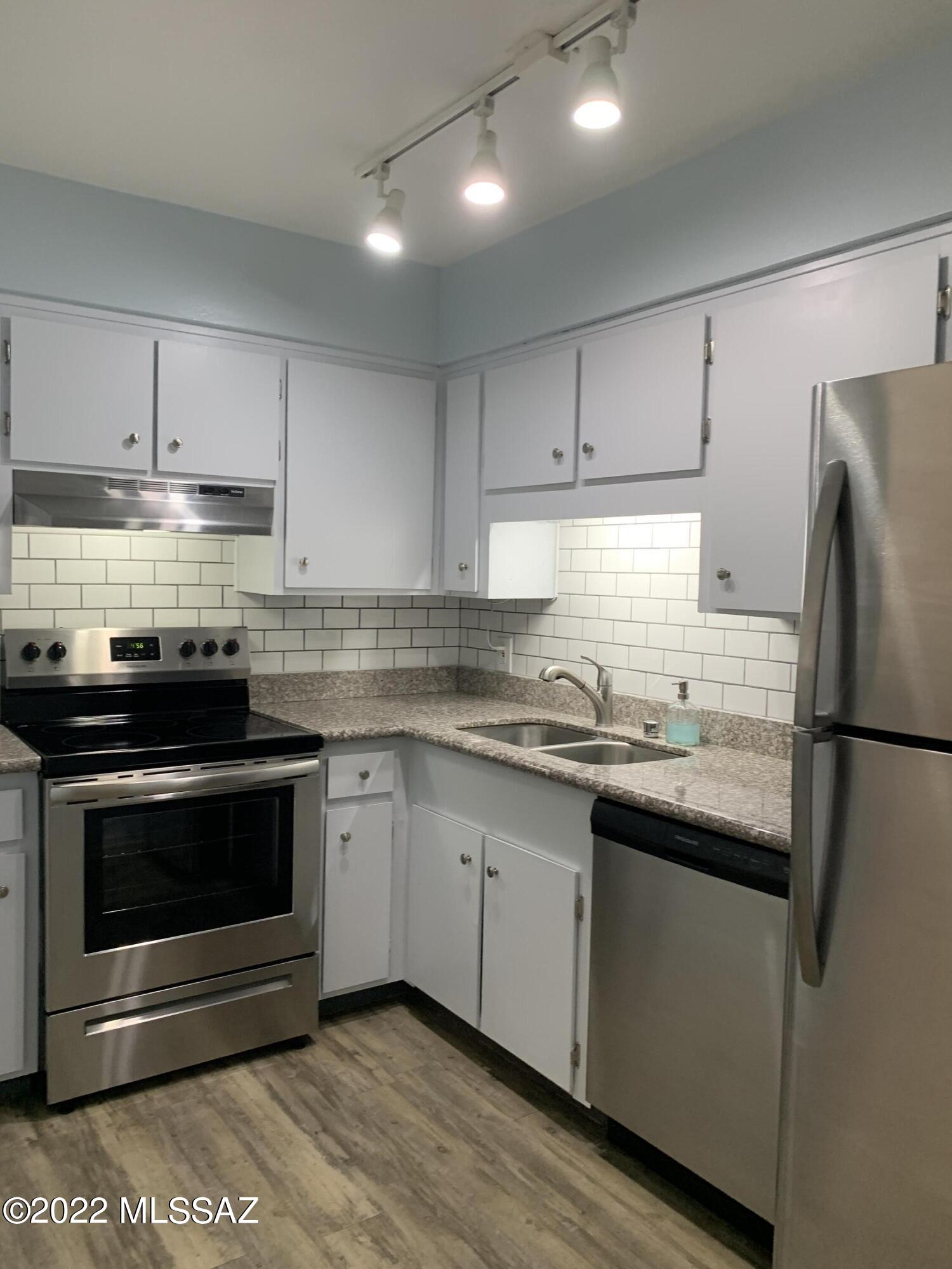 Las Colinas Condominiums - Residential