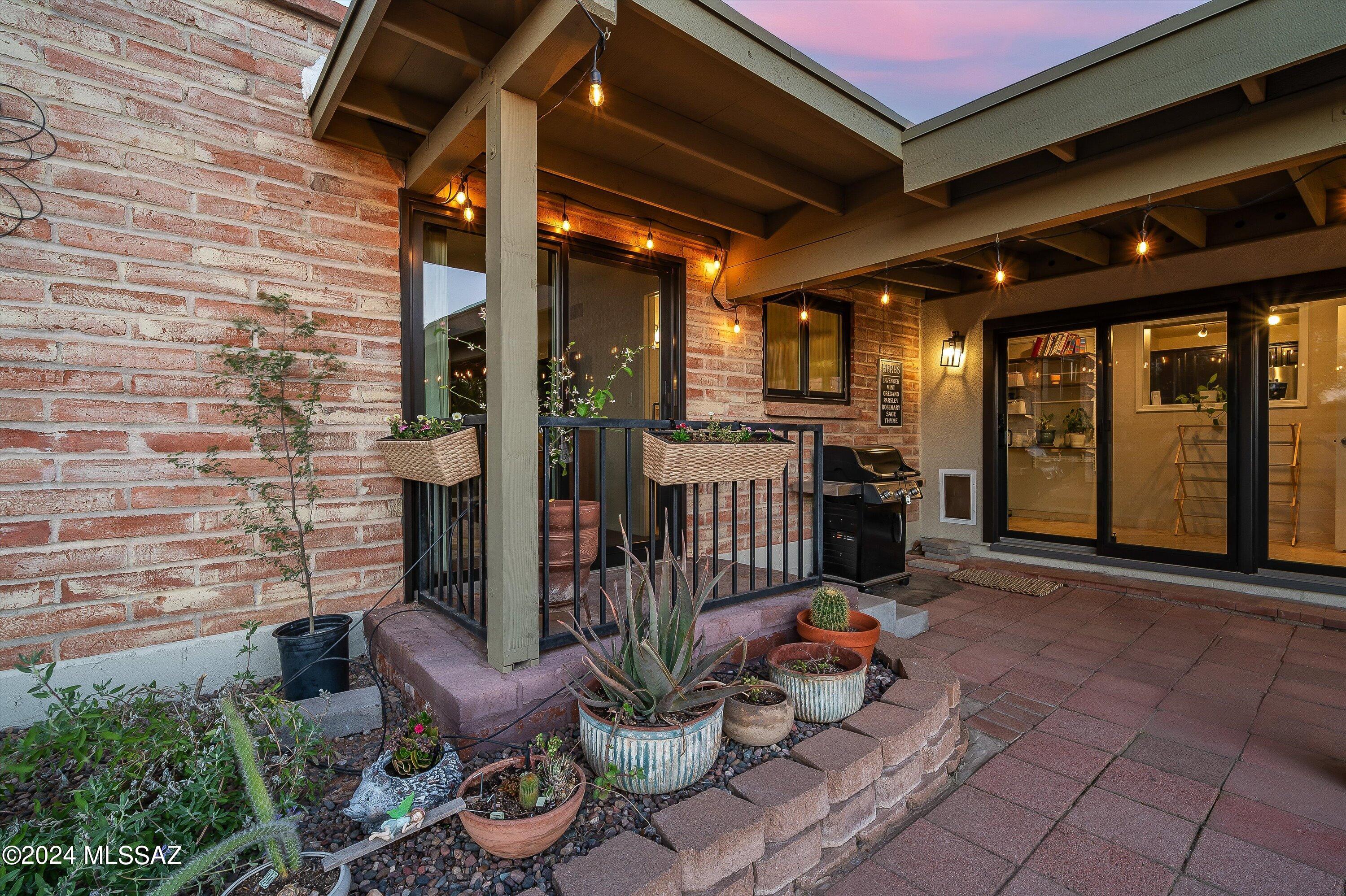 Sunset Manor(1-92) - Residential
