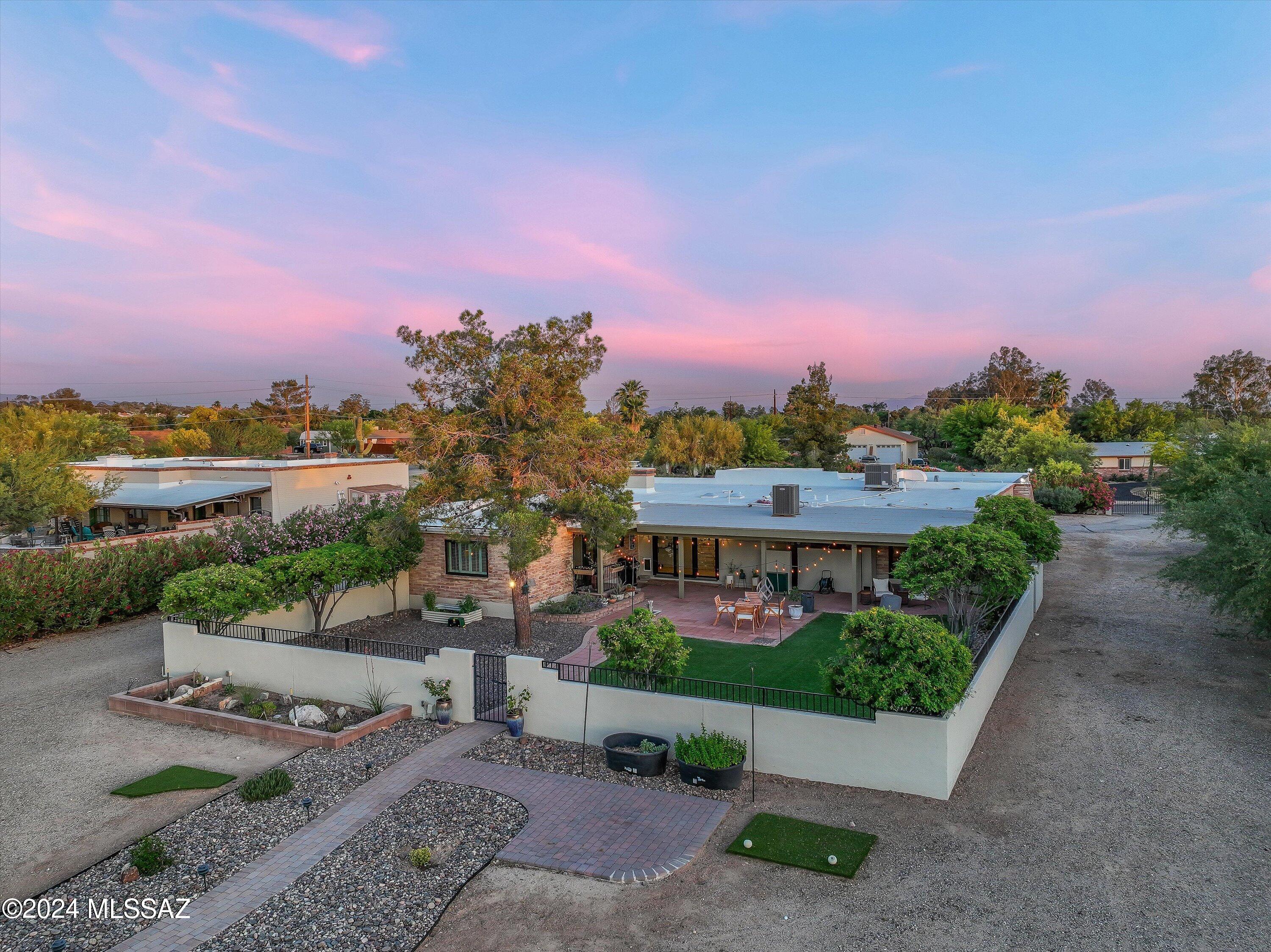 Sunset Manor(1-92) - Residential