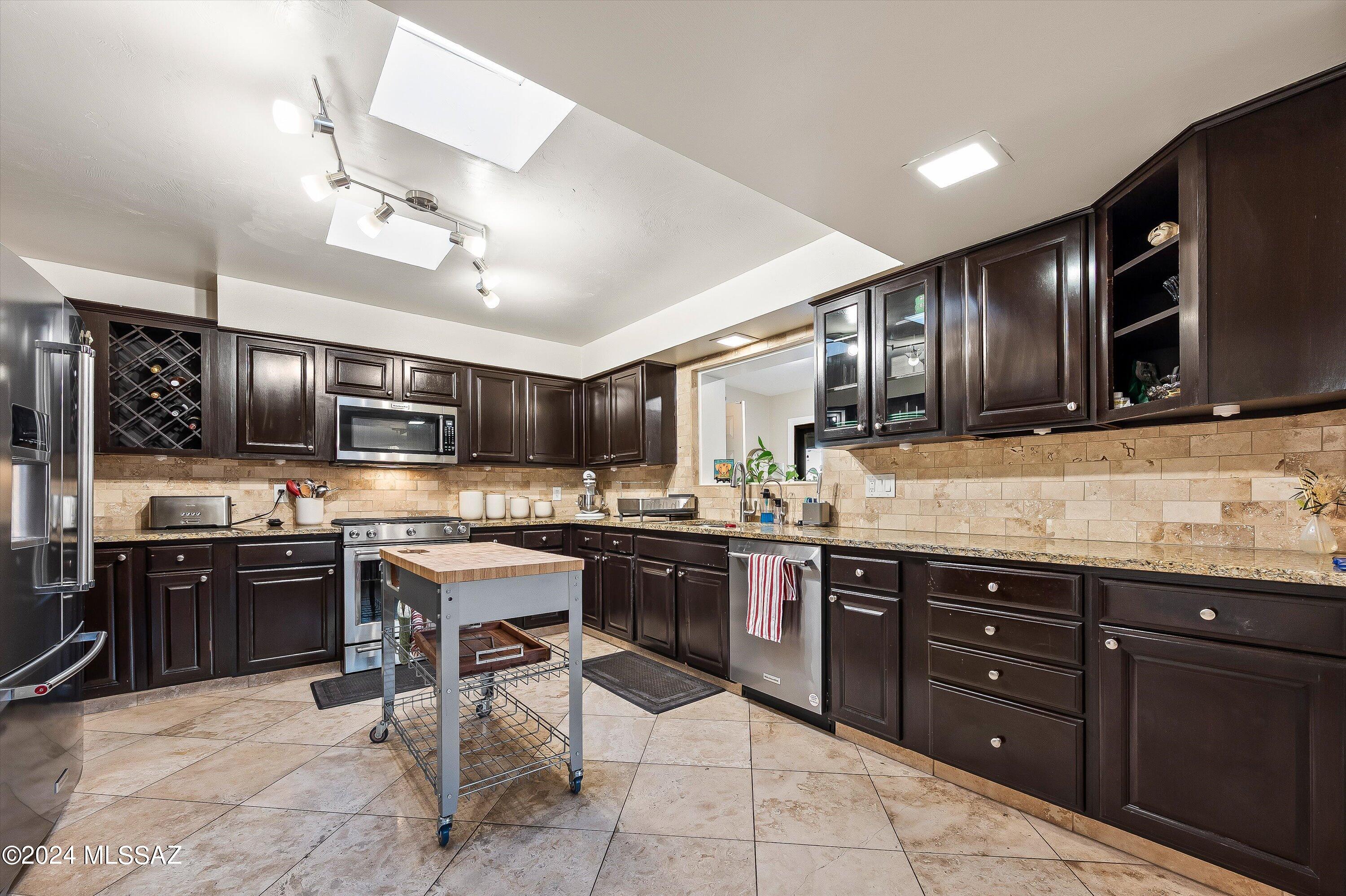 Sunset Manor(1-92) - Residential