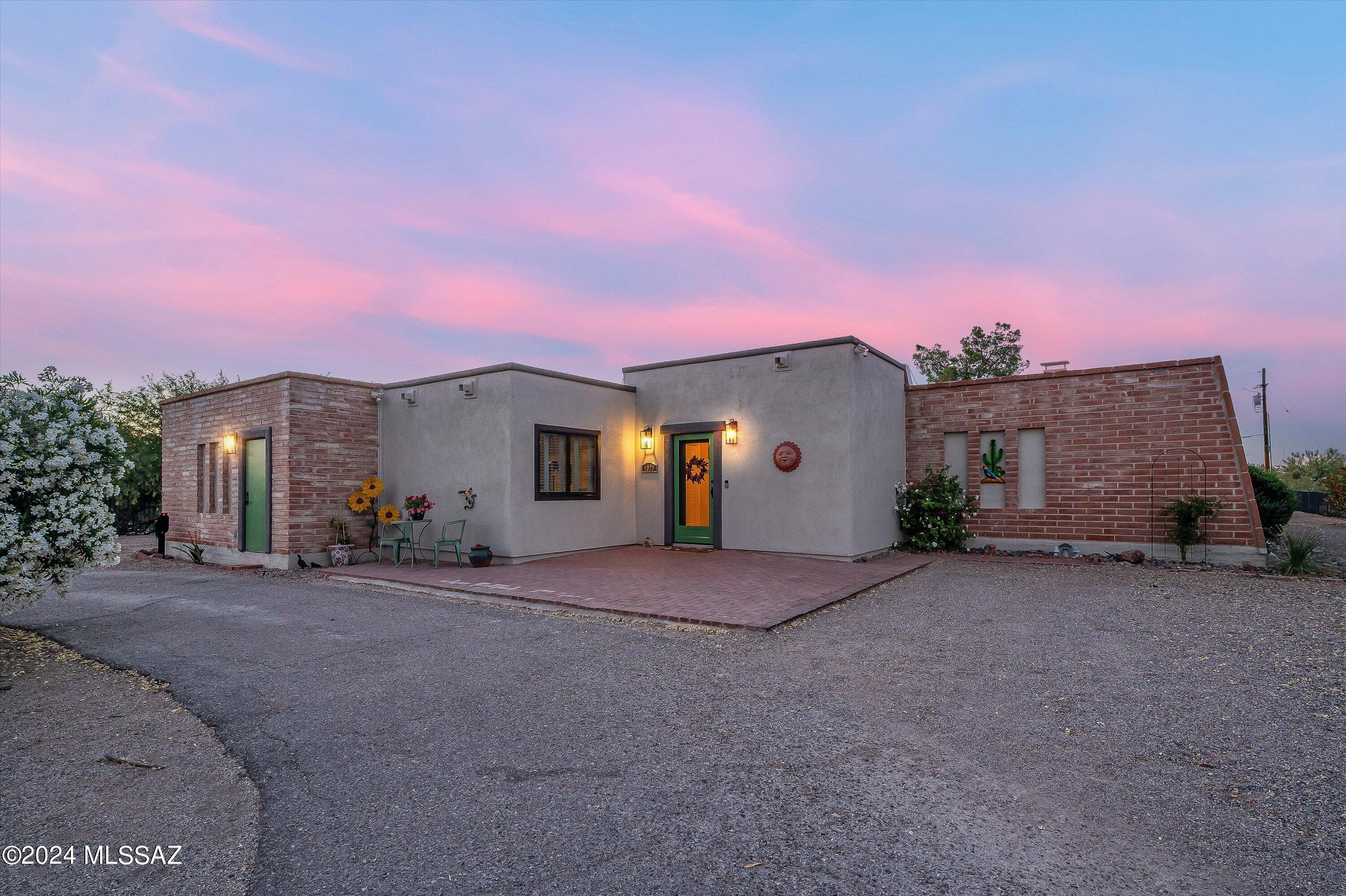 Sunset Manor(1-92) - Residential