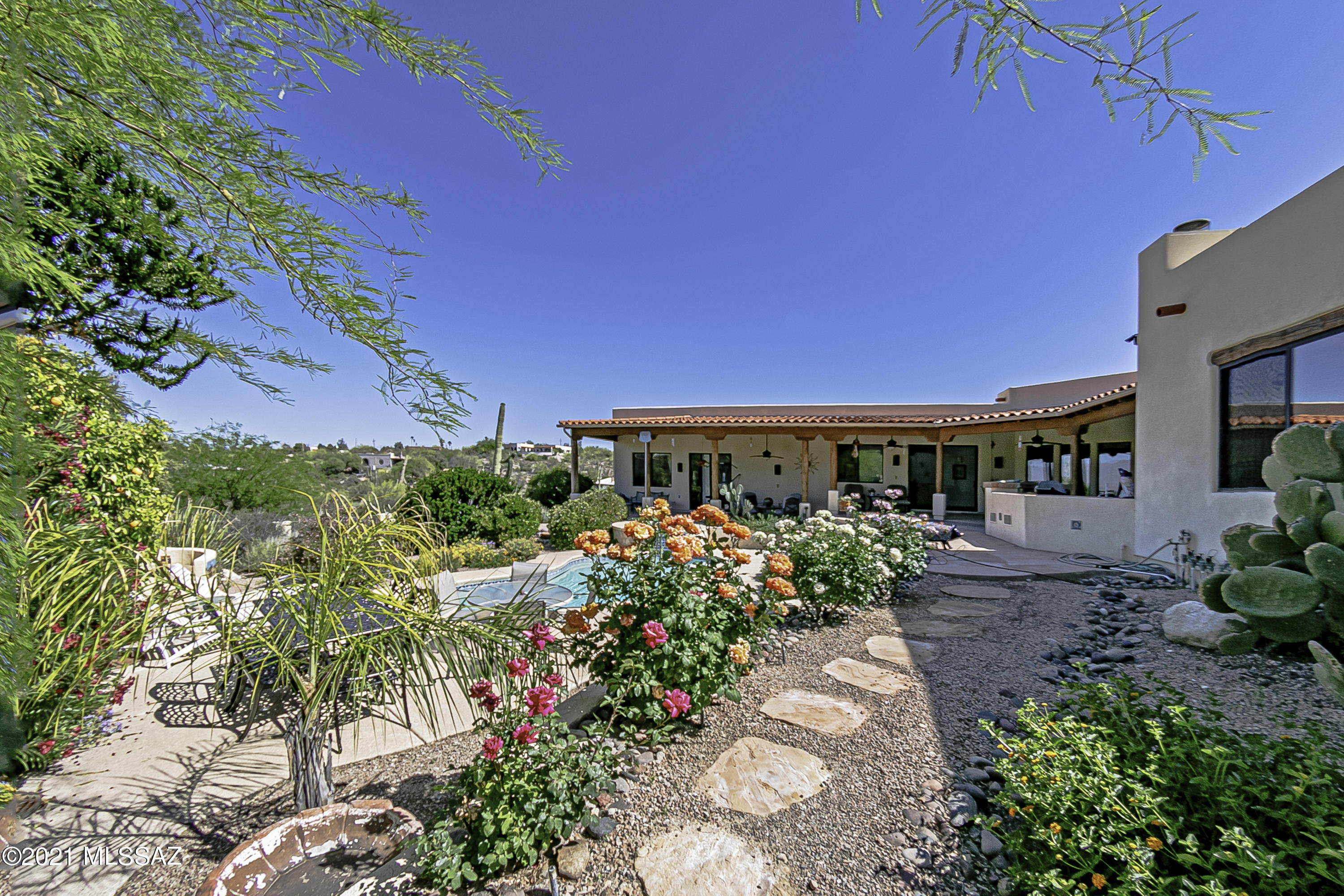 Los Arroyos Del Oeste (1-84) - Residential