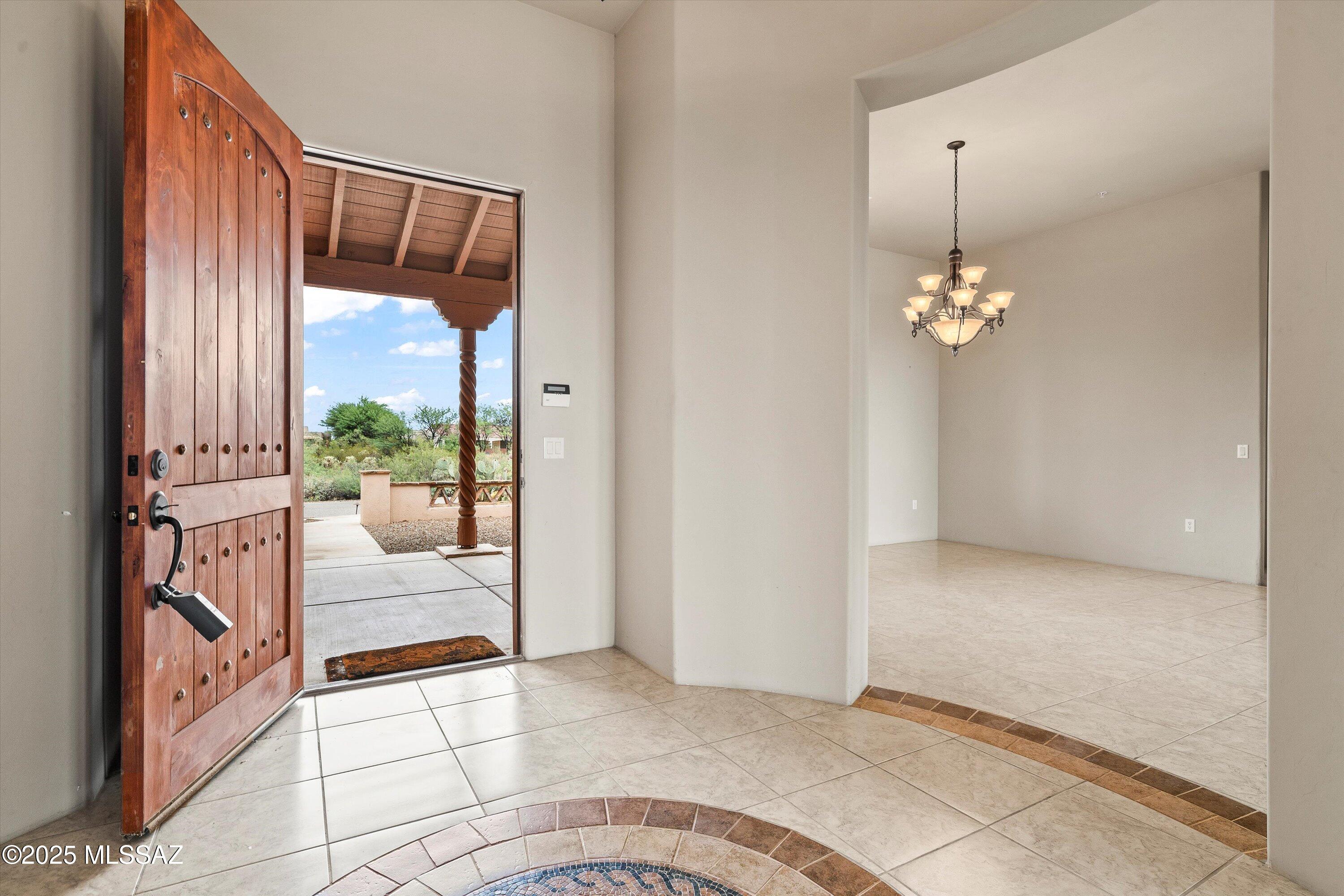 1547 S Walnut Spring Place