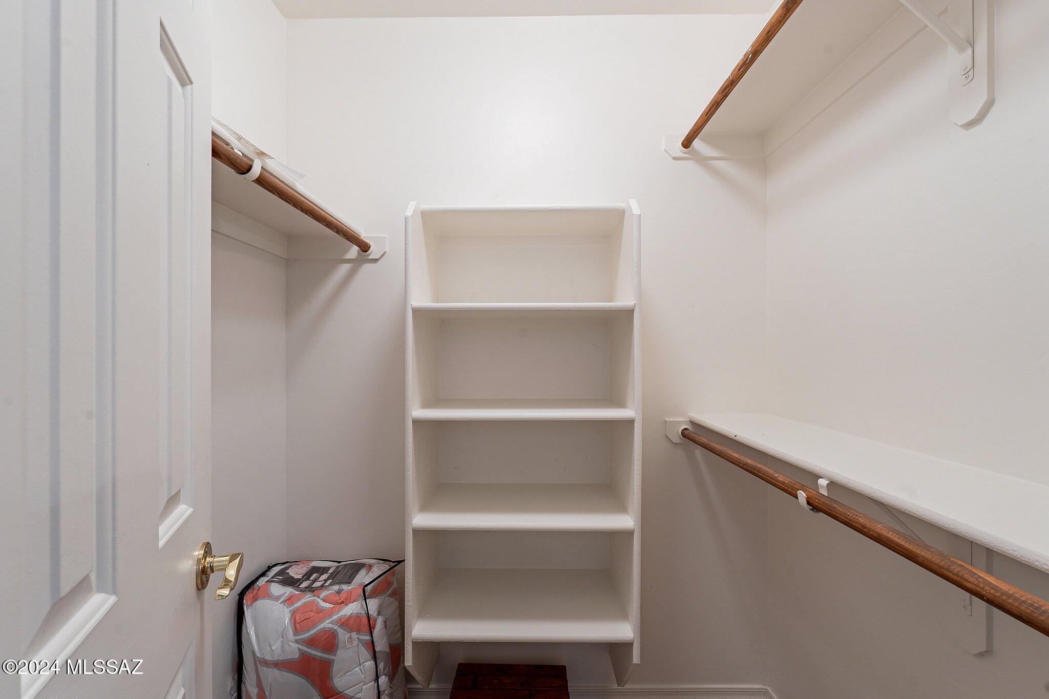 Colonia De Los Alamos (BK1-45) - Residential