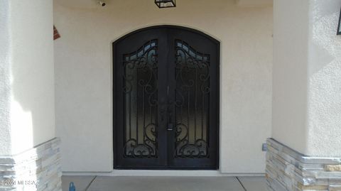 A home in Tubac