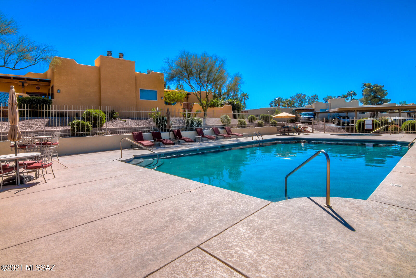 Reflections in the Catalina Condominium - Residential