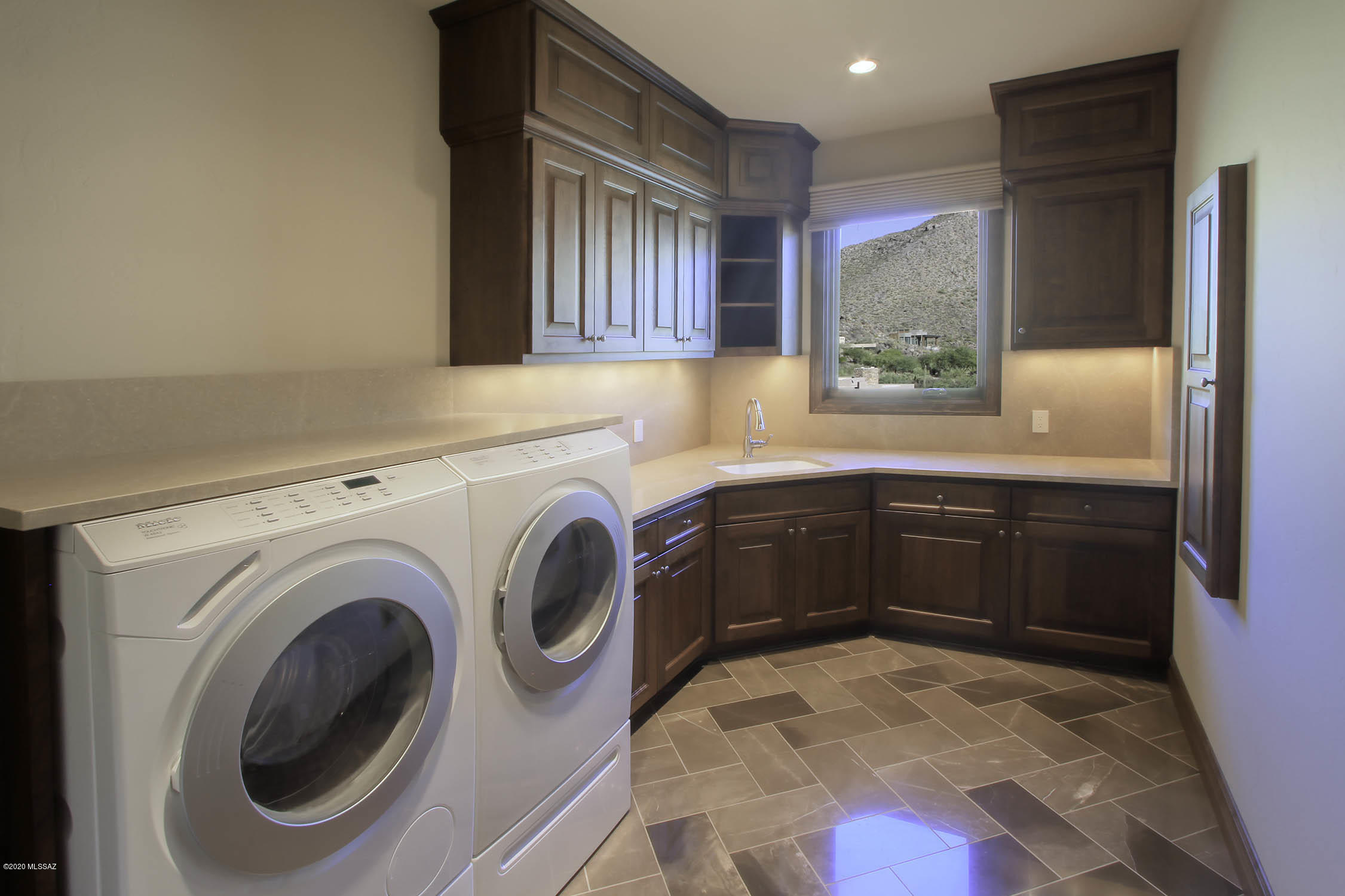 Canyon Pass At Dove Mountain - Residential