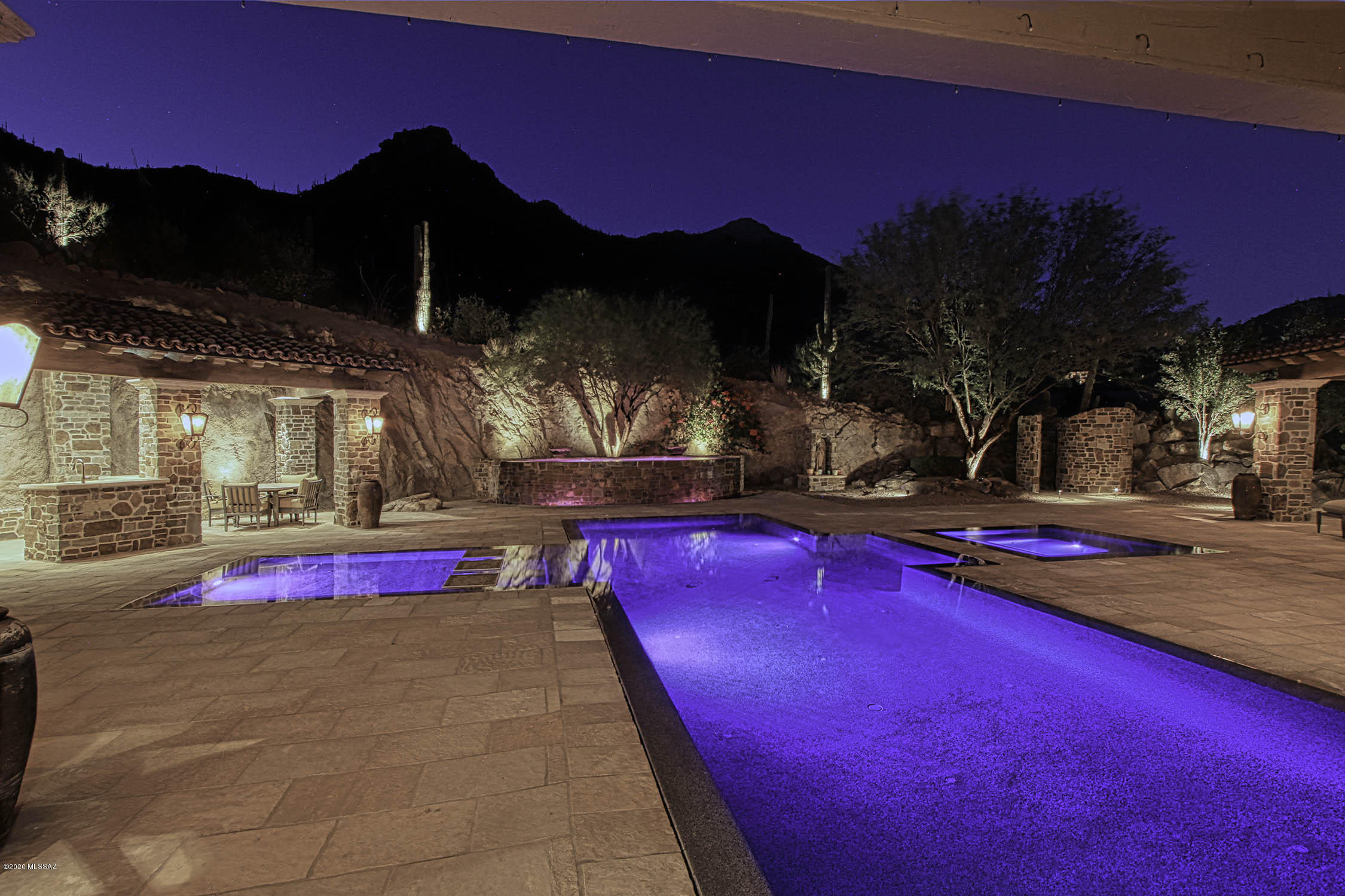 Canyon Pass At Dove Mountain - Residential