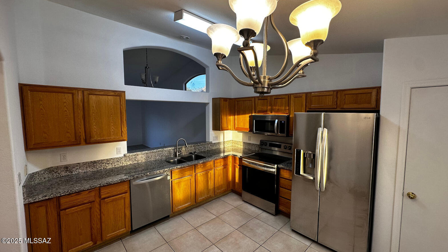 9755 Via De Sisneroz