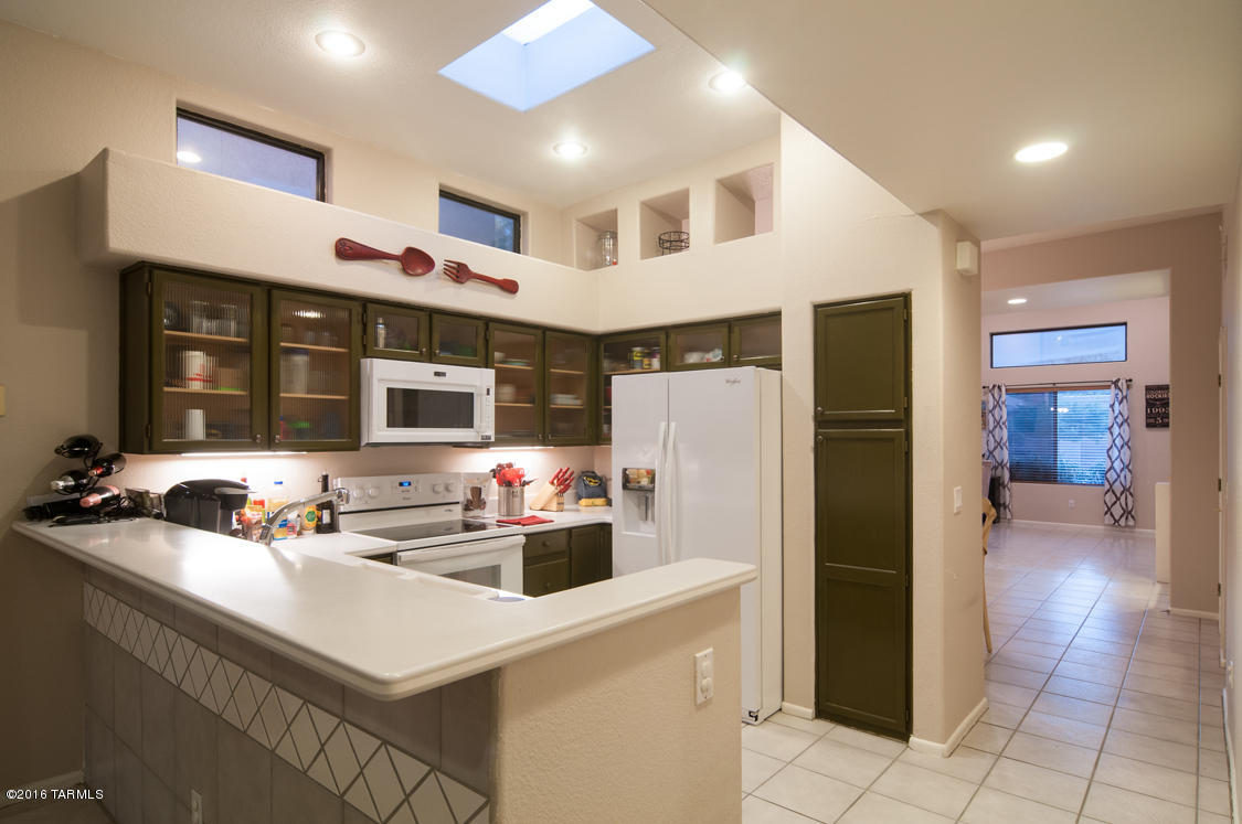 Elliott Homes At Rita Ranch (1-521) - Residential