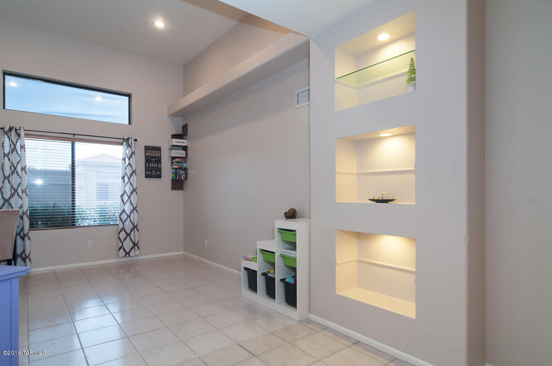 Elliott Homes At Rita Ranch (1-521) - Residential