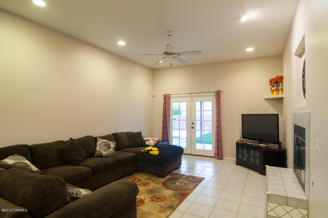 Elliott Homes At Rita Ranch (1-521) - Residential