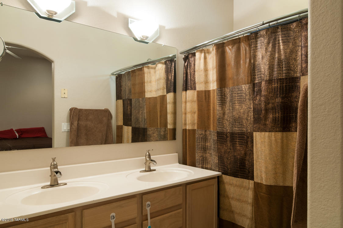Elliott Homes At Rita Ranch (1-521) - Residential