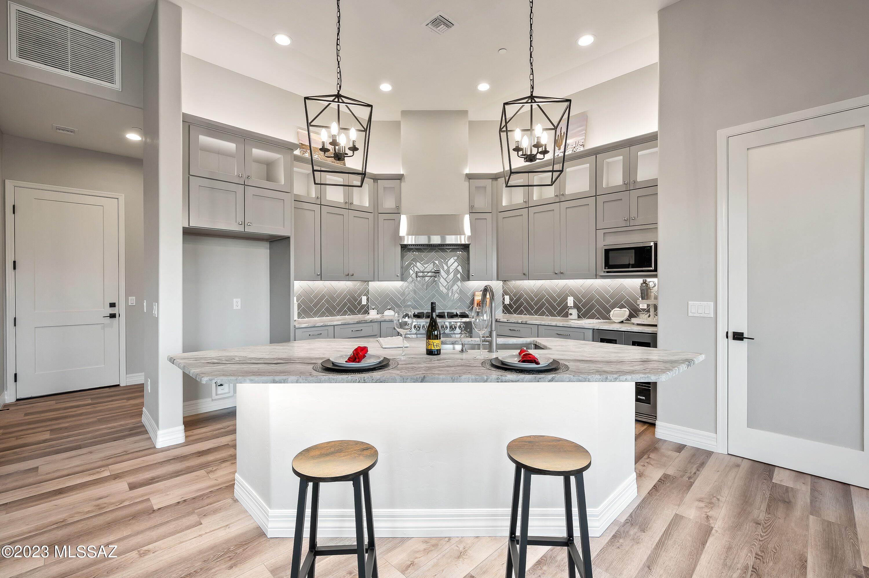 Coyote Creek (1-395) - Residential